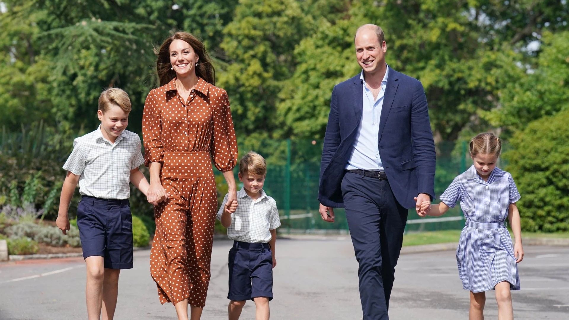 Принц Вільям вперше після оголошення діагнозу Кейт Міддлтон покинув родину на декілька днів