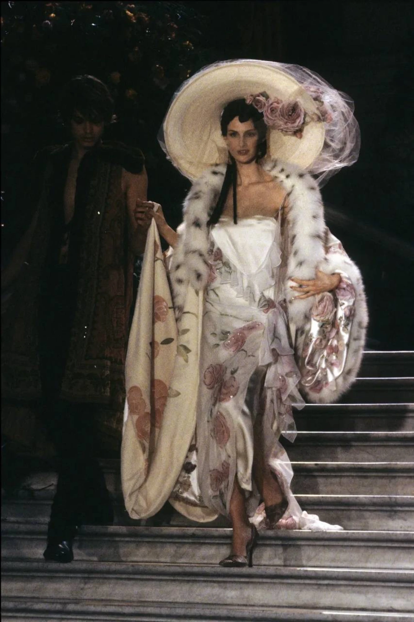 DIOR BY GALLIANO ВЕСНА-ЛІТО HAUTE COUTURE 1998 