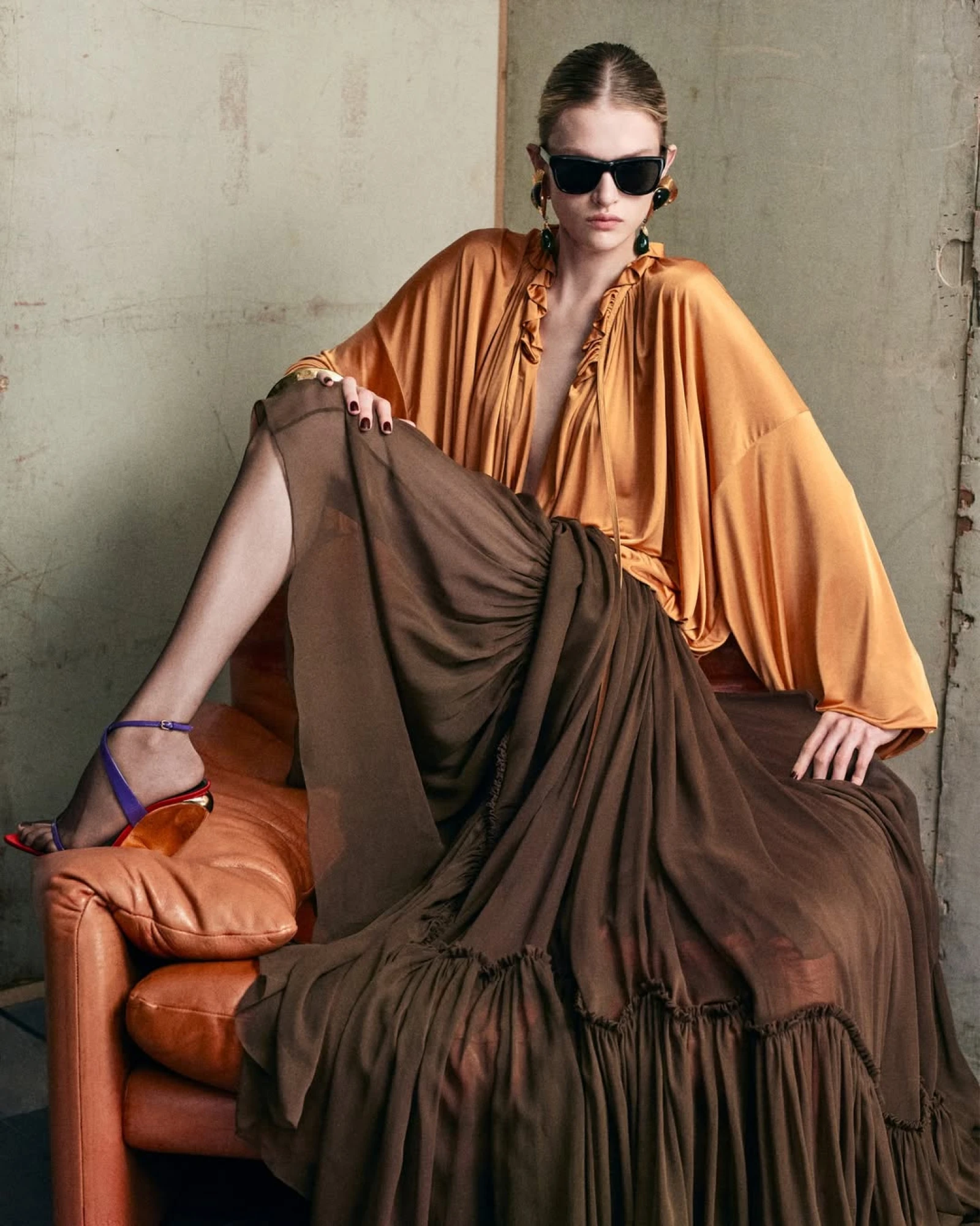 SAINT LAURENT ВЕСНА-ЛІТО — 2025