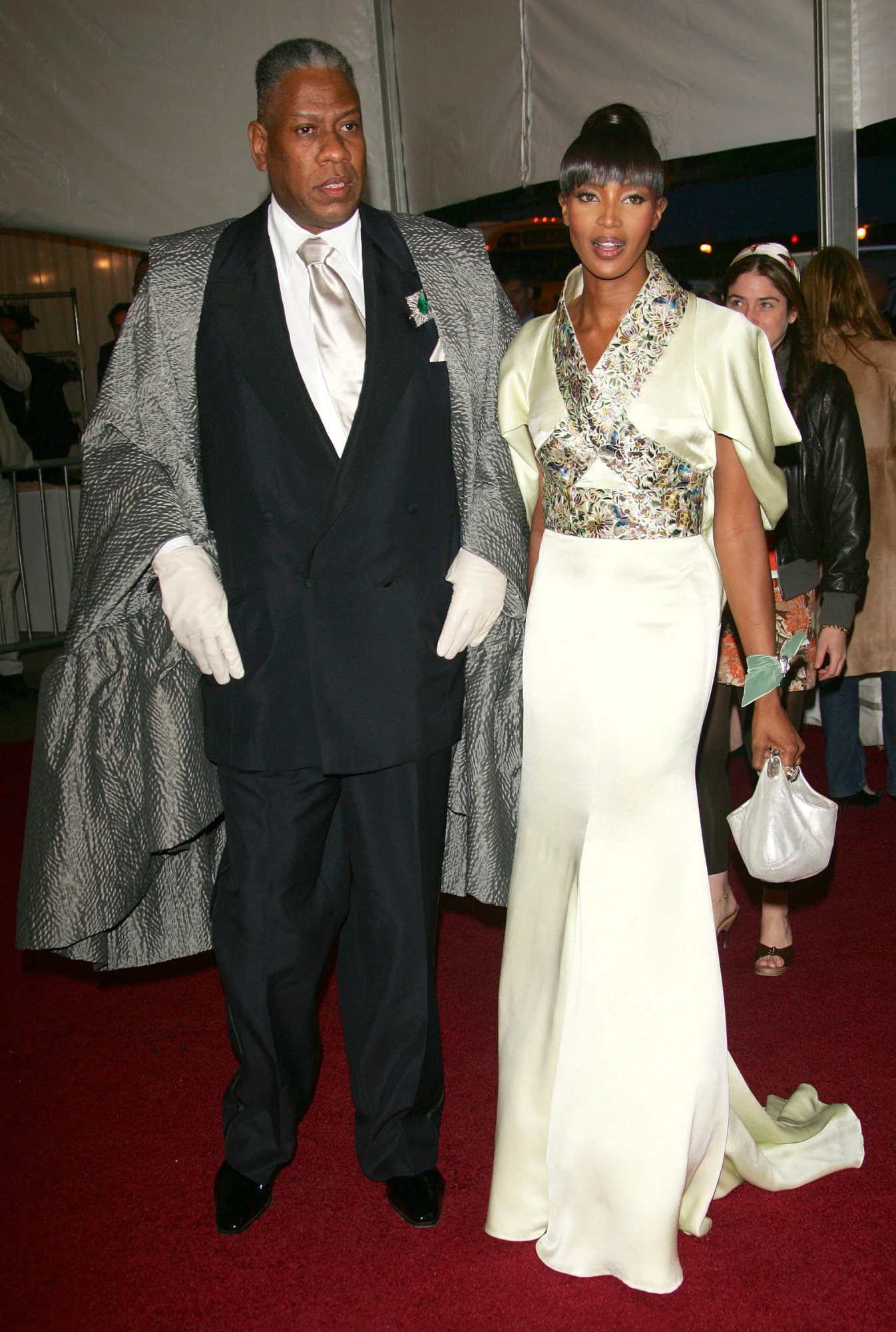 АНДРЕ ЛЕОН ТАЛЛІ ТА НАОМІ КЕМПБЕЛЛ НА ГАЛА-ВЕЧОРІ MET GALA 2006 РОКУ 