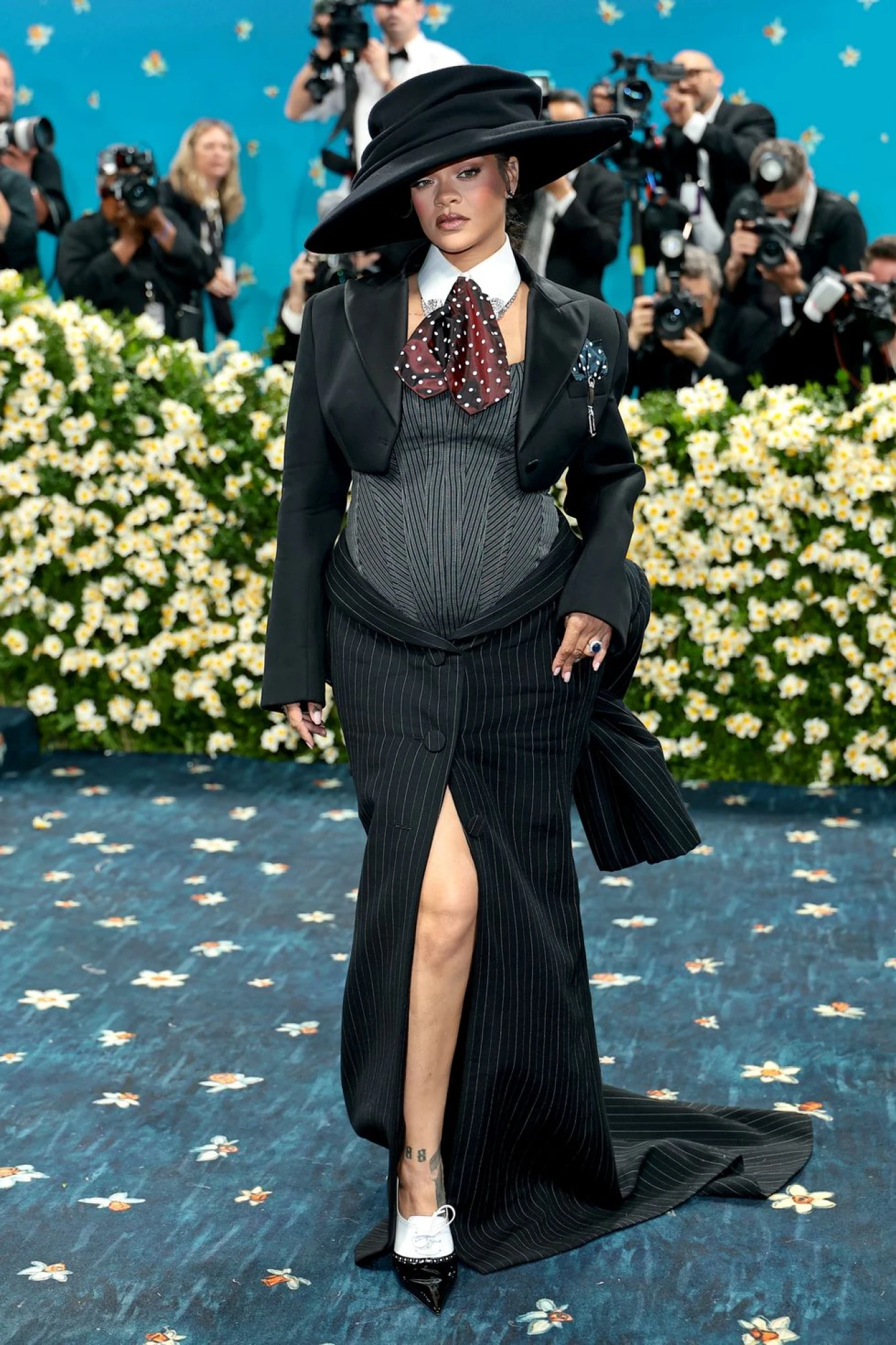 Найкрасивіші образи балу Інституту костюма Met Gala 2025