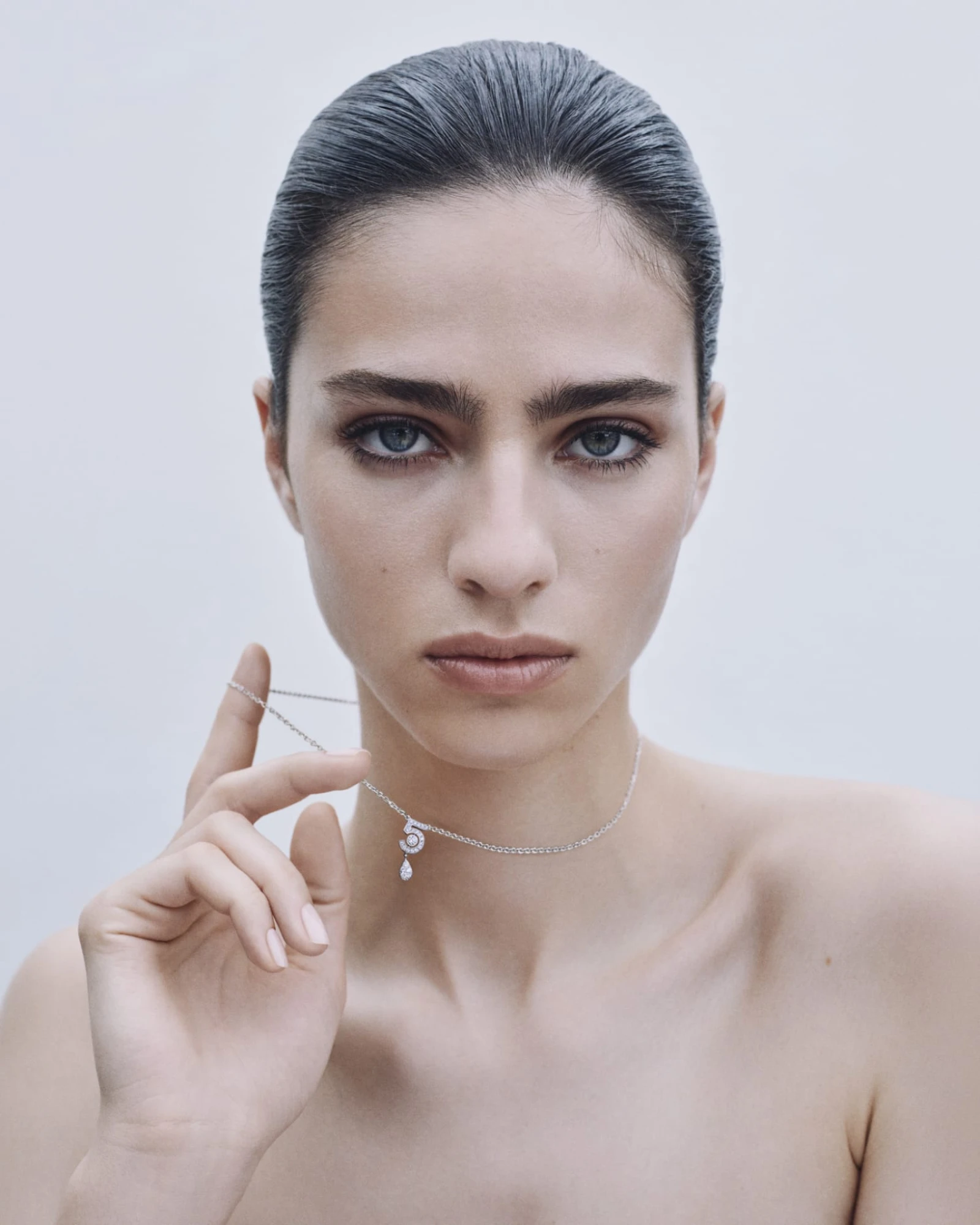 Chanel перетворив аромат N°5 на витвір ювелірного мистецтва