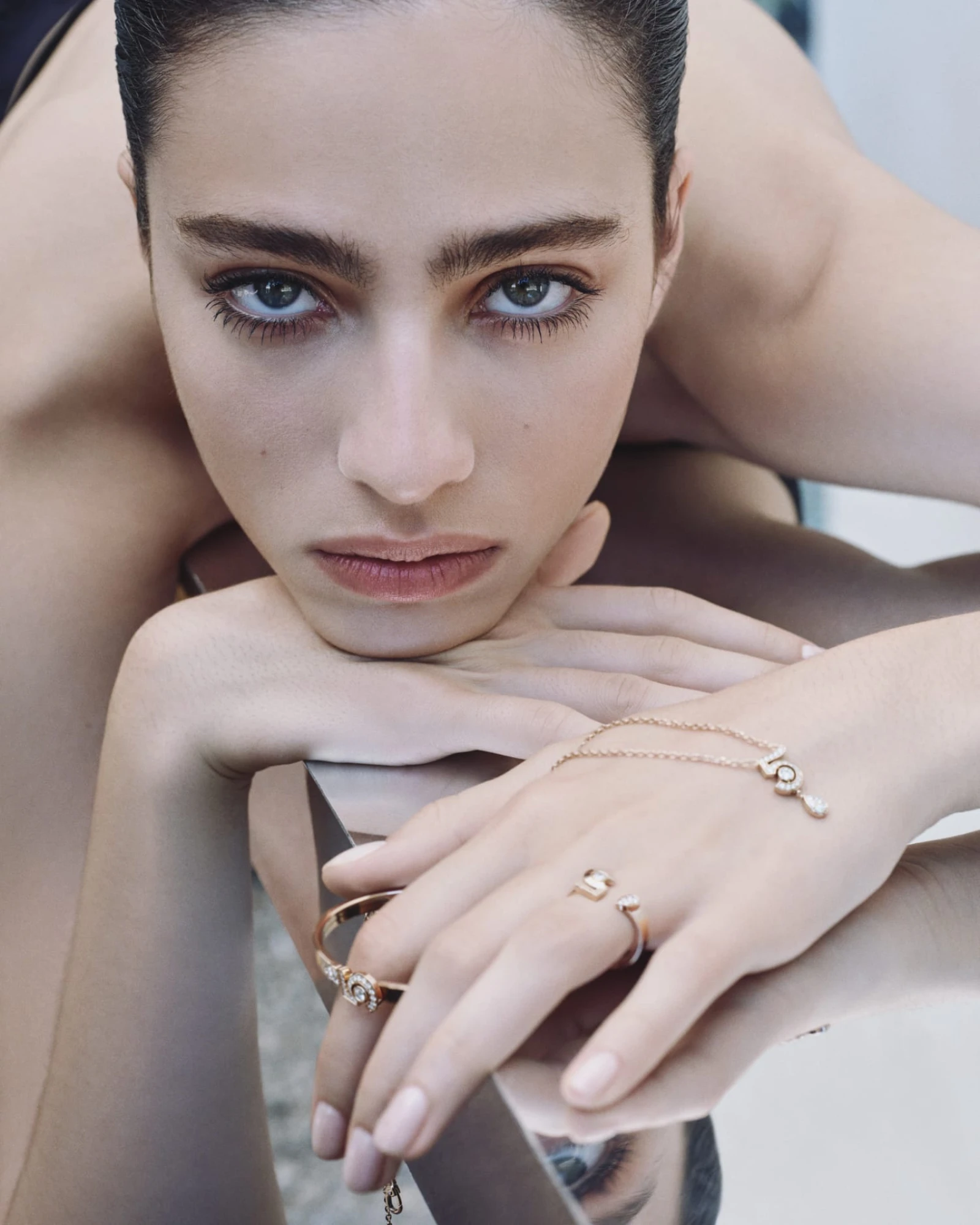 Як Chanel перетворила аромат N°5 на ювелірну ікону
