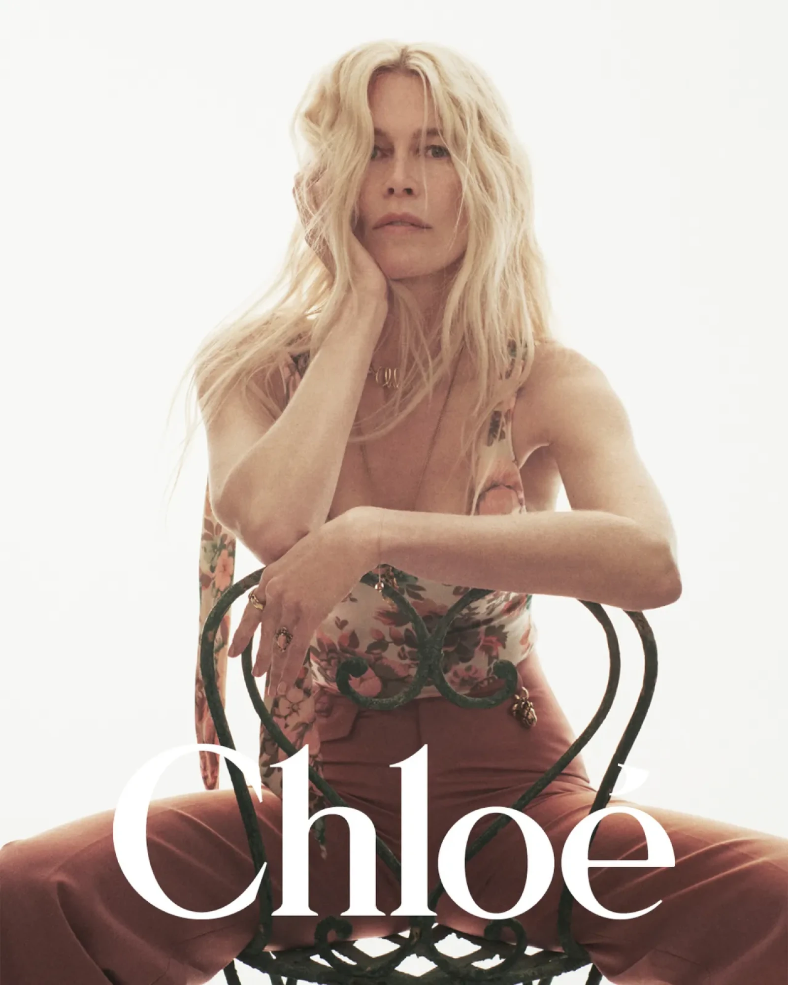 Клаудія Шиффер стала обличчям першої літньої колекції Chloé від Чемени Камалі 