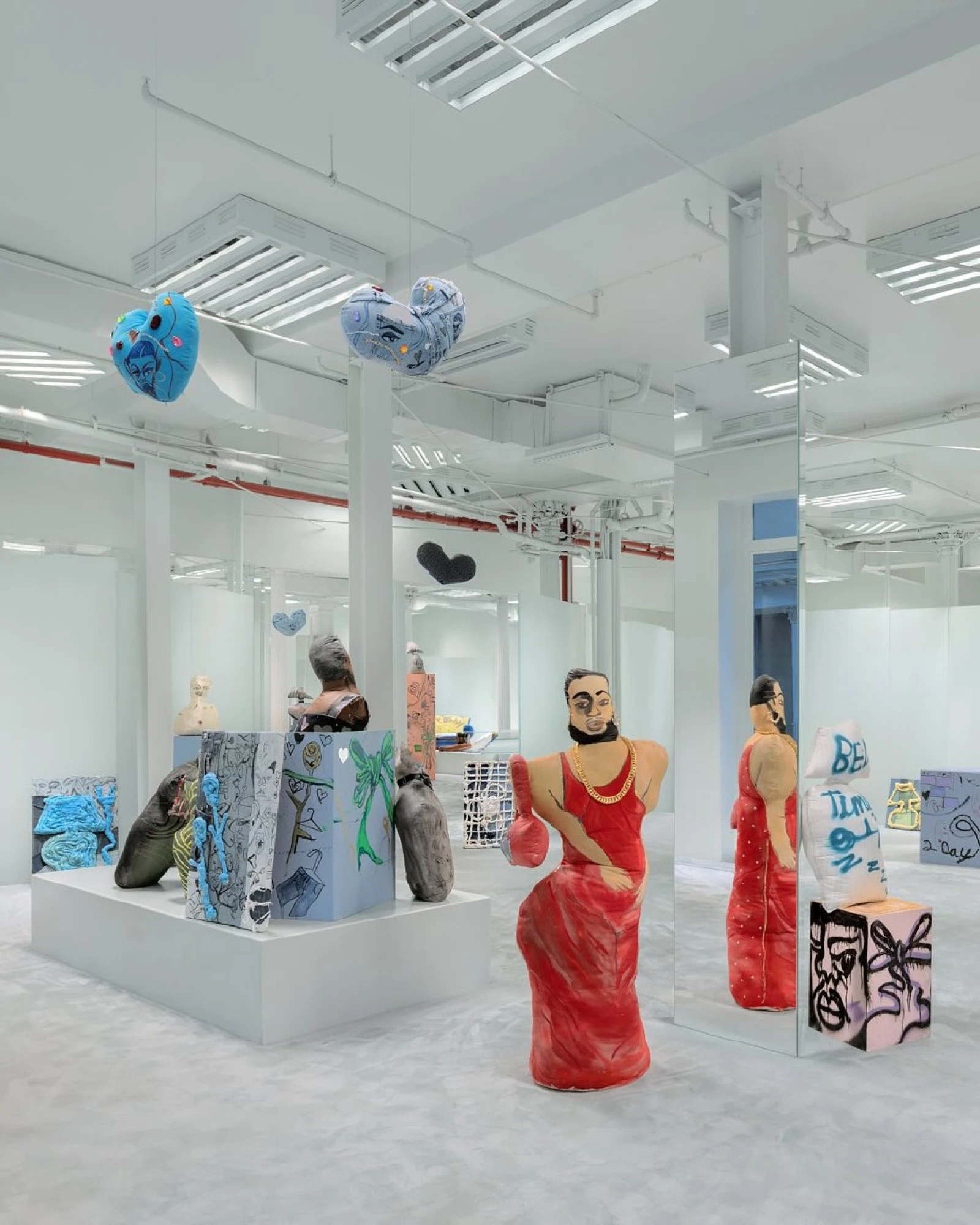 Acne Studios презентував колаборацію з американським художником Джонатаном Ліндоном Чейзом 