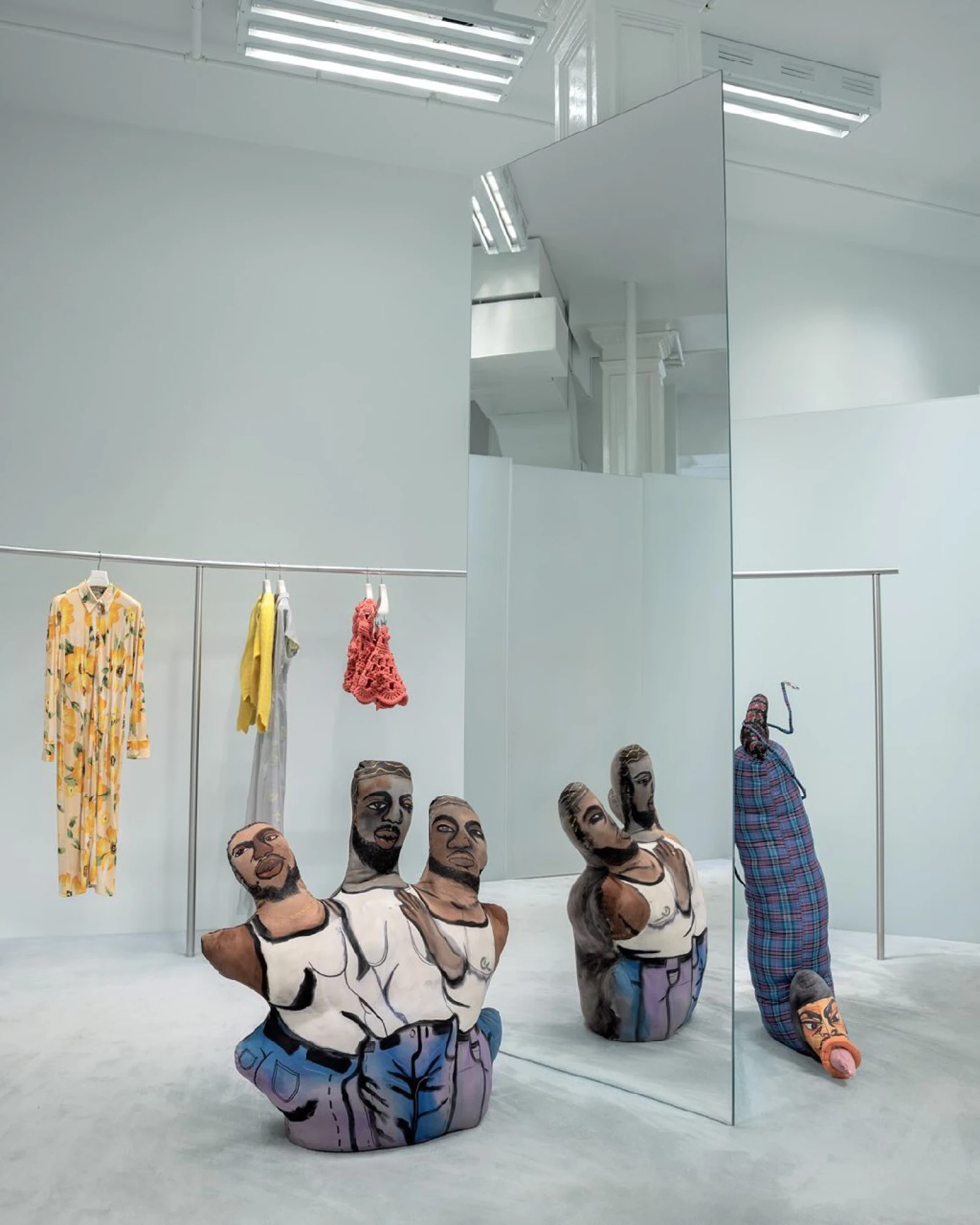 Acne Studios презентував колаборацію з американським художником Джонатаном Ліндоном Чейзом 