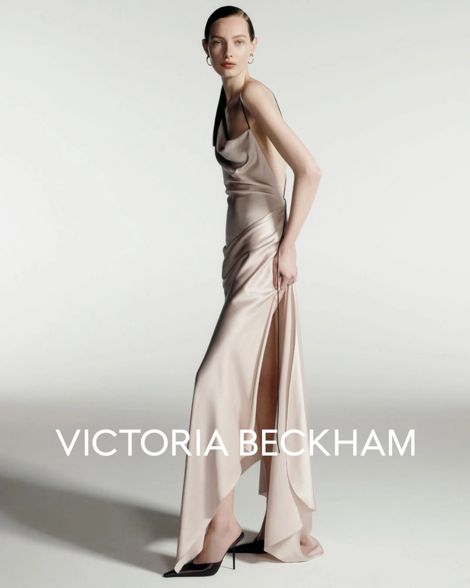 Асиметрична сукня-сліп Victoria Beckham 