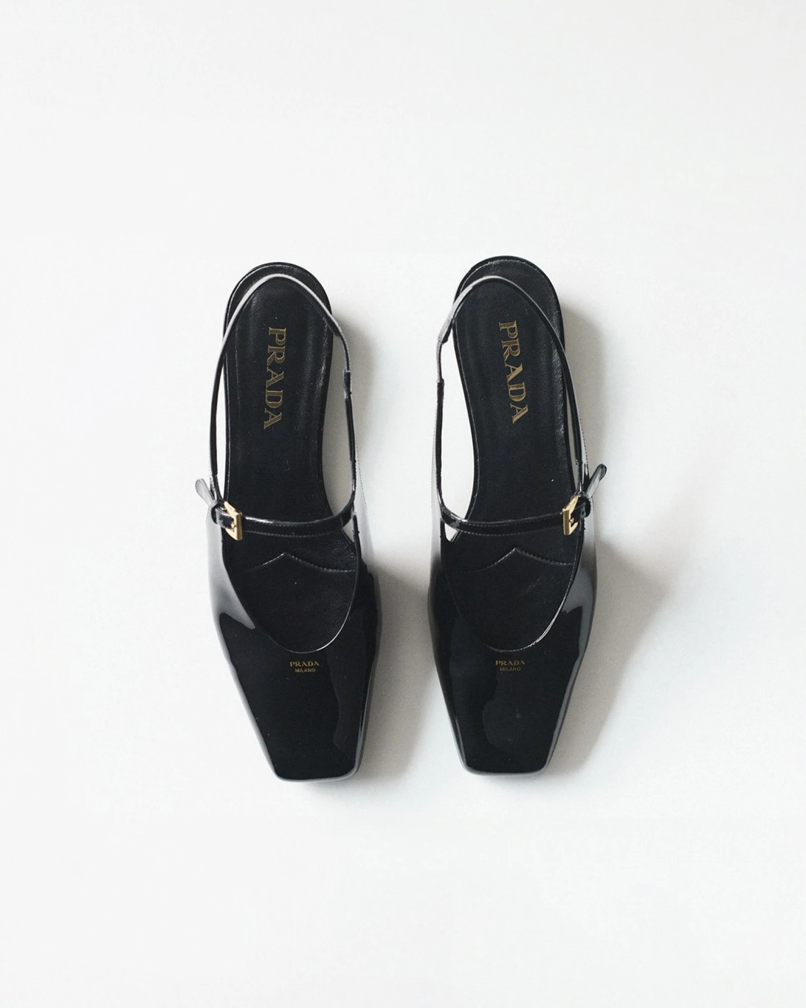 Слінгбеки мері джейн Prada 