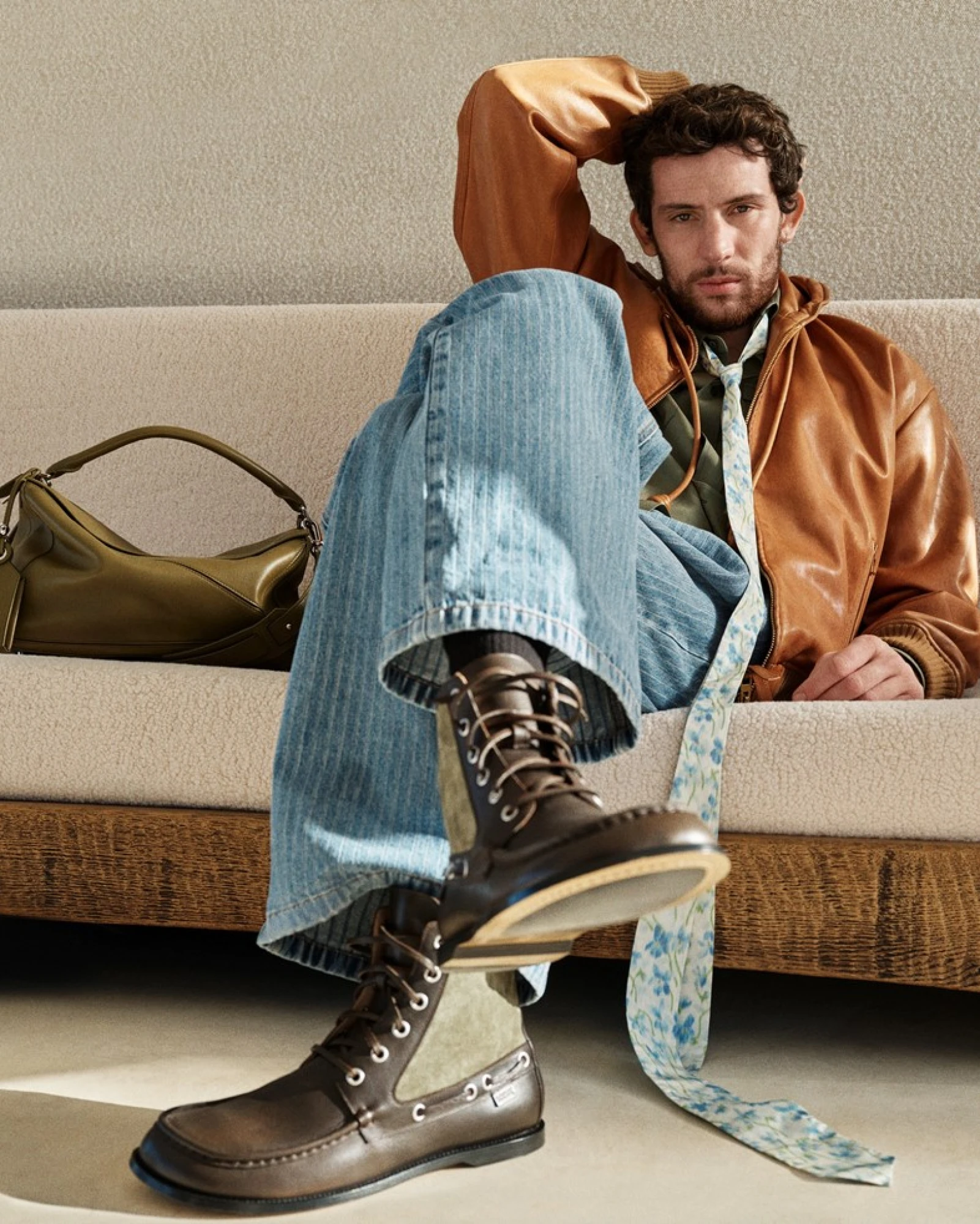 Джош О'Коннор у кампейні модного бренду Loewe
