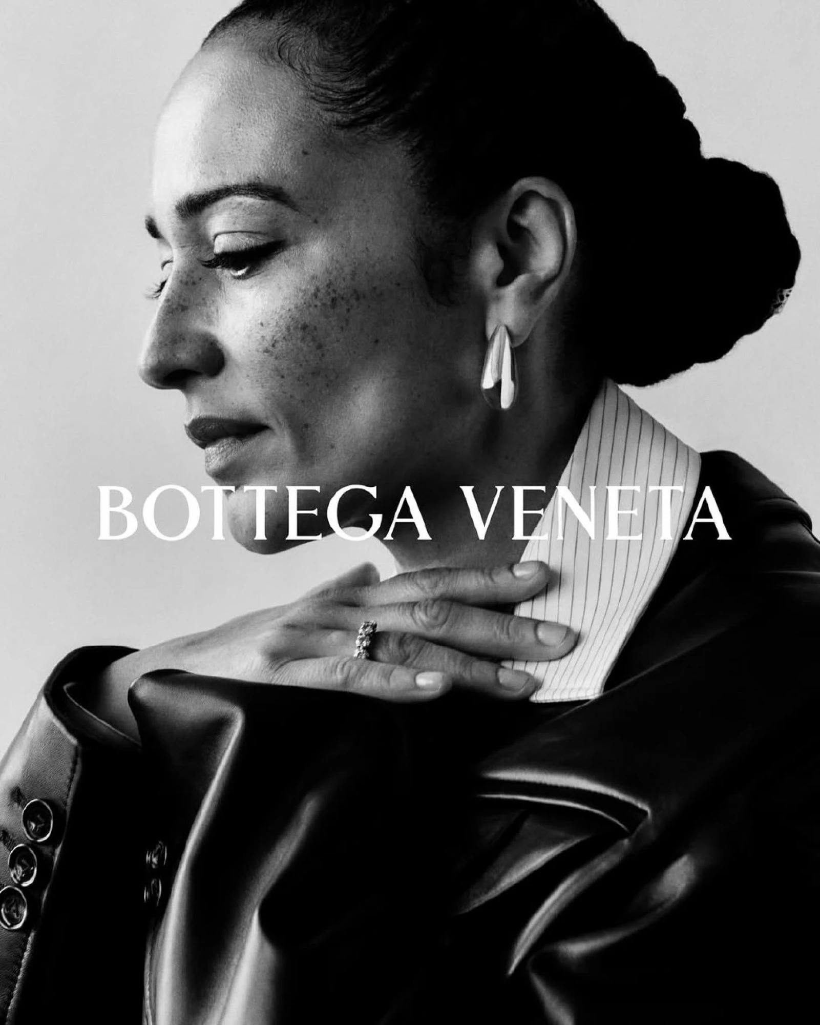 Зеді Сміт у кампейні «Ремесло це наша мова» від Bottega Veneta
