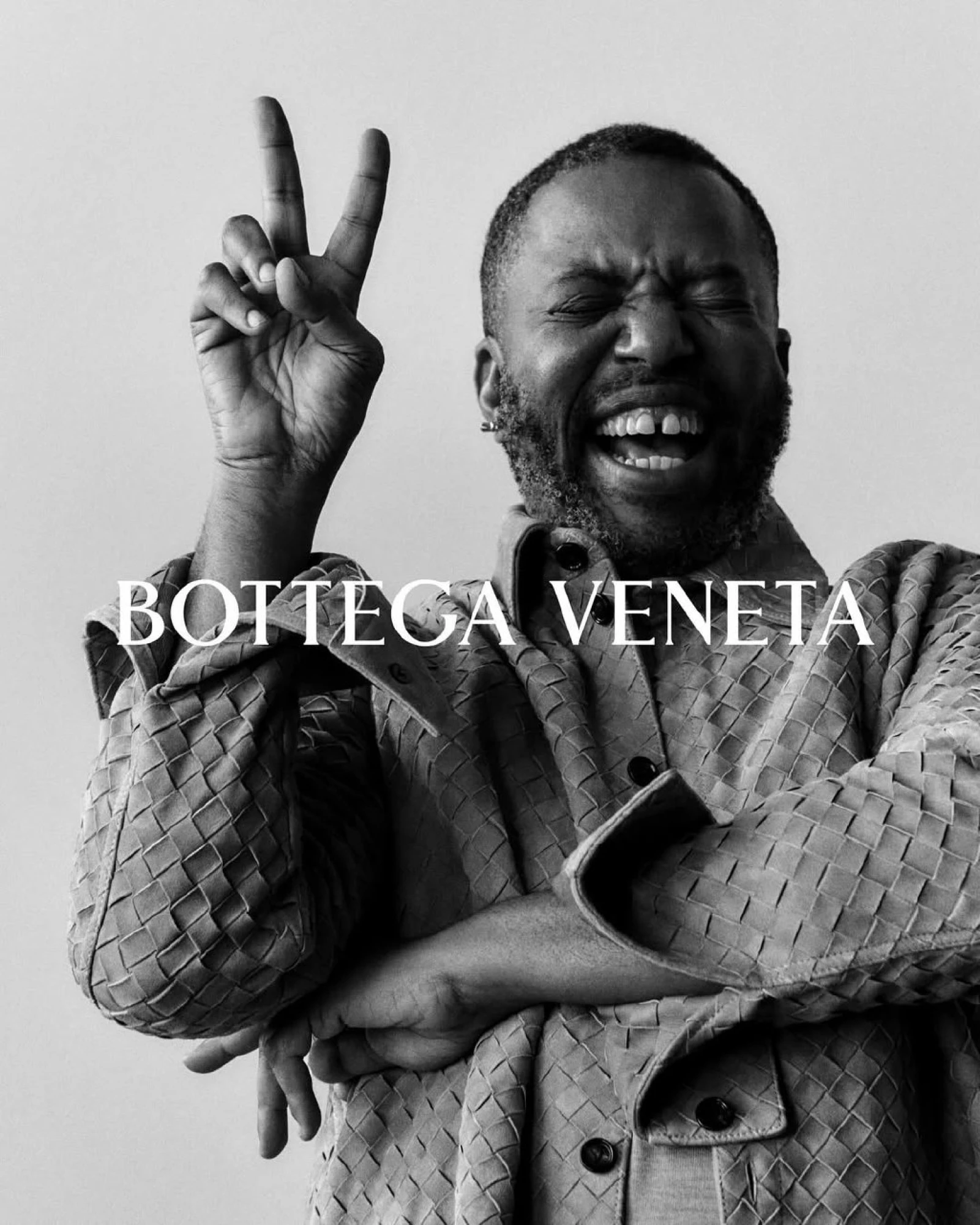 Едвард Б'юкенен у кампейні «Ремесло це наша мова» від Bottega Veneta