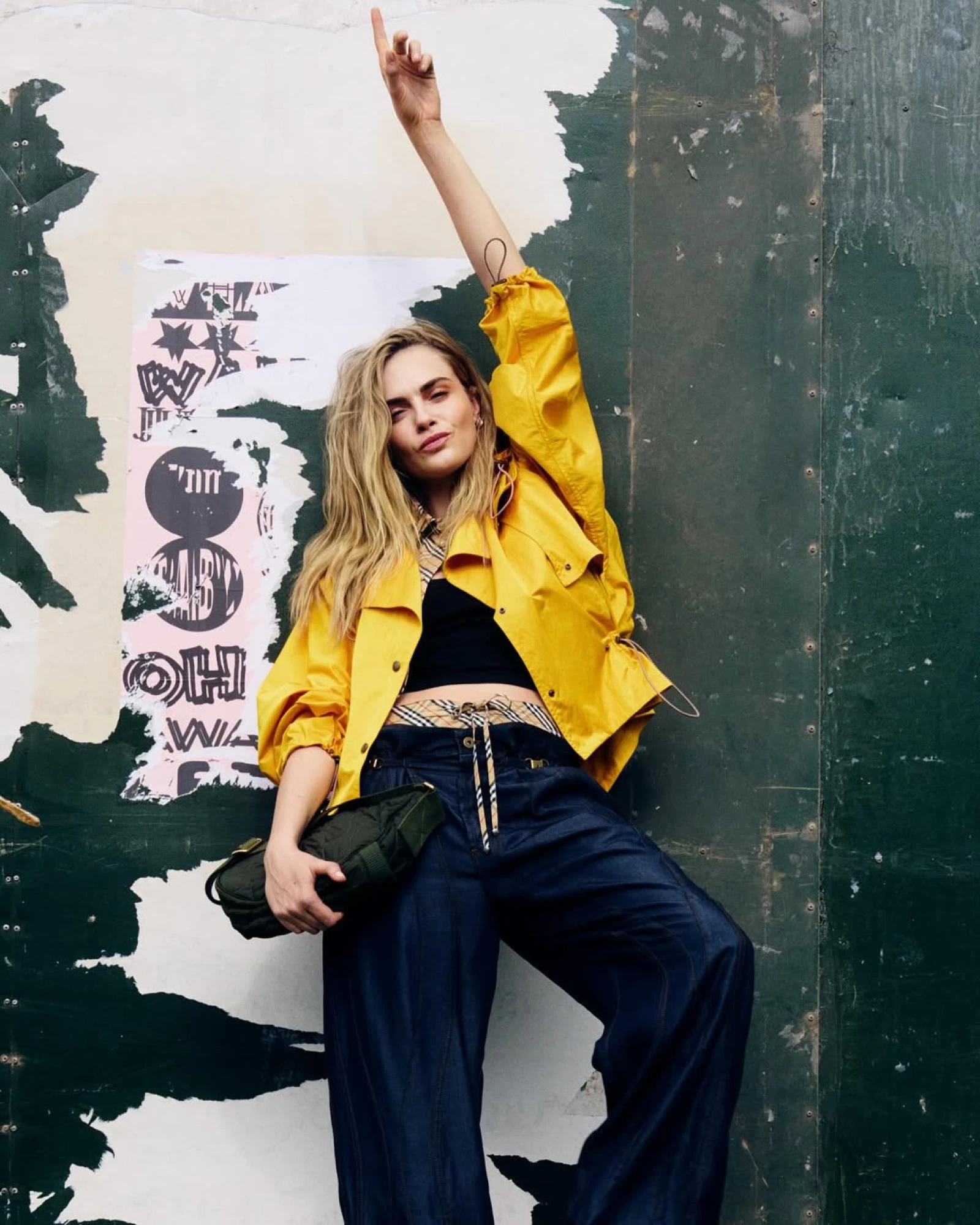 Рекламна кампанія Burberry Festival