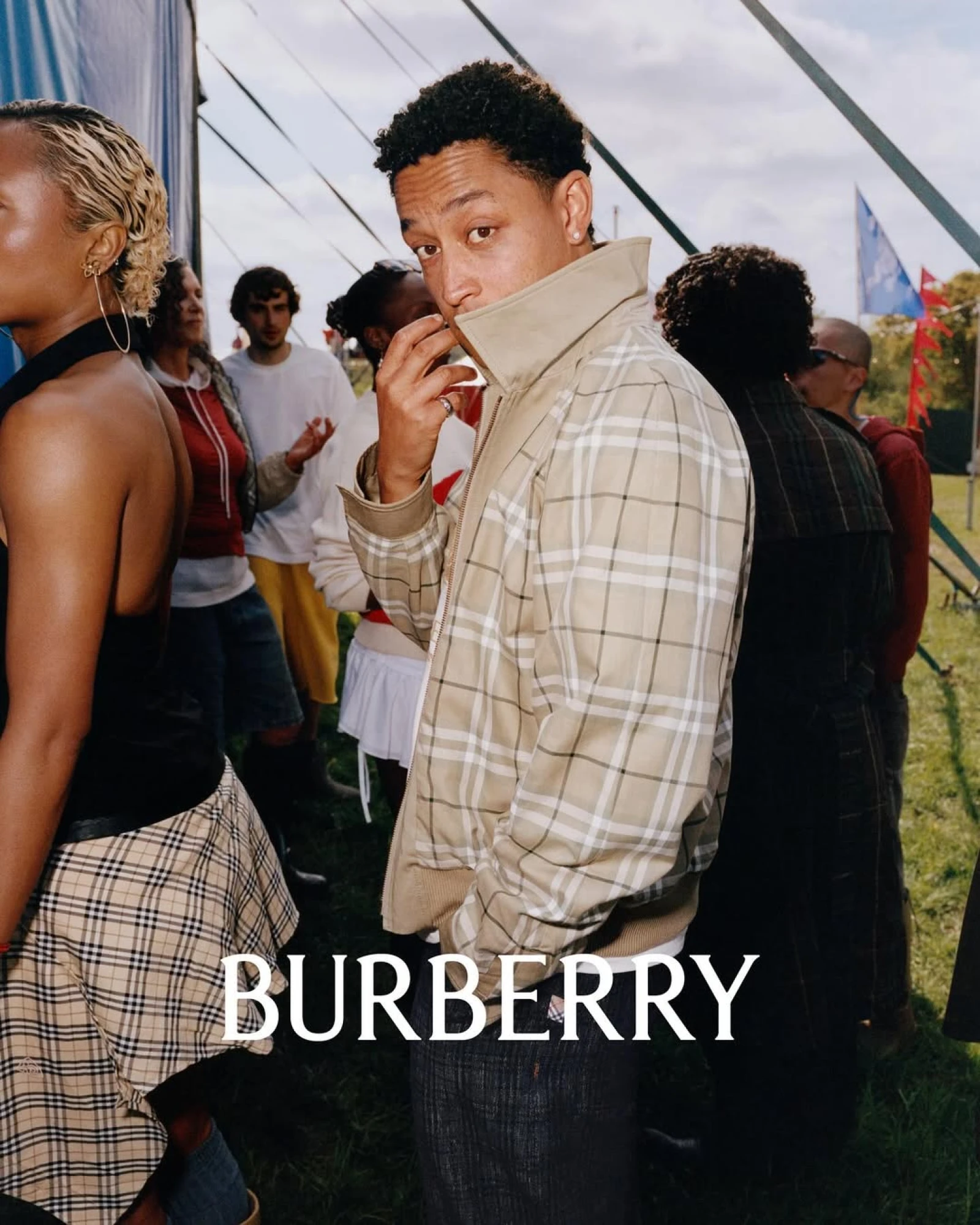 Рекламна кампанія Burberry Festival