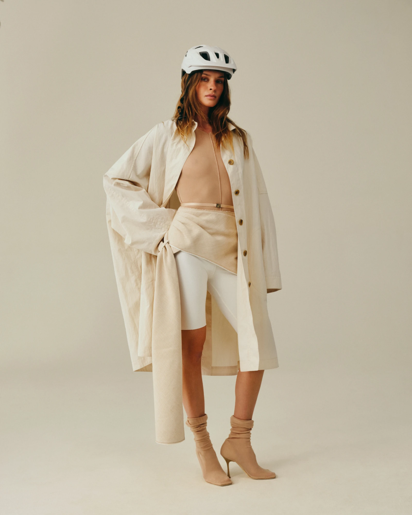Як новий літній дроп the COAT переосмислює жіночність