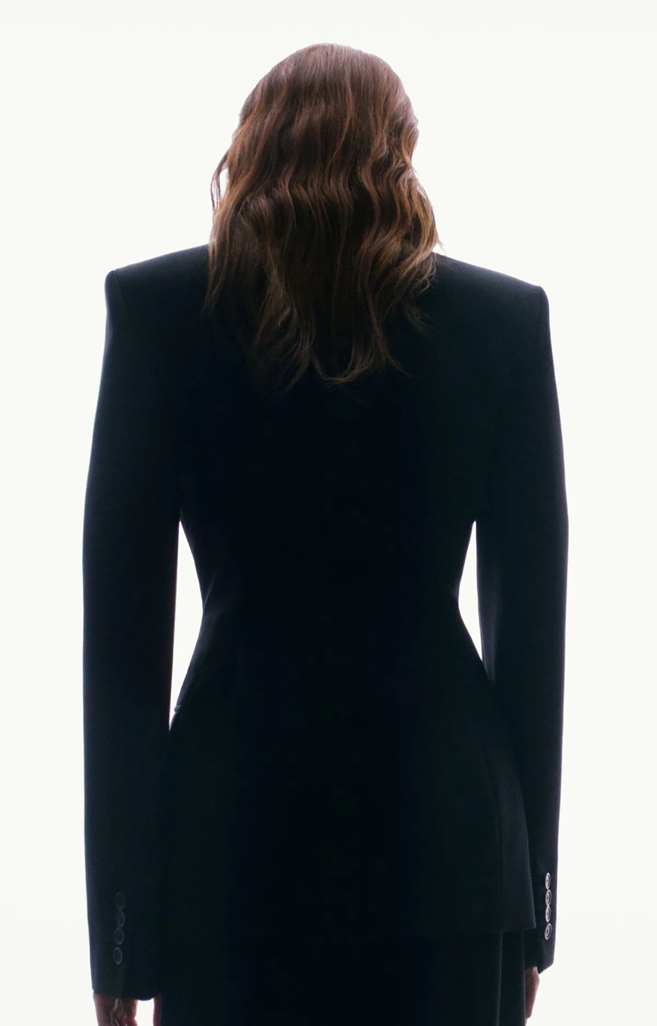 Кайя Гербер стала зіркою першої рекламної кампанії Сари Бертон для Givenchy 