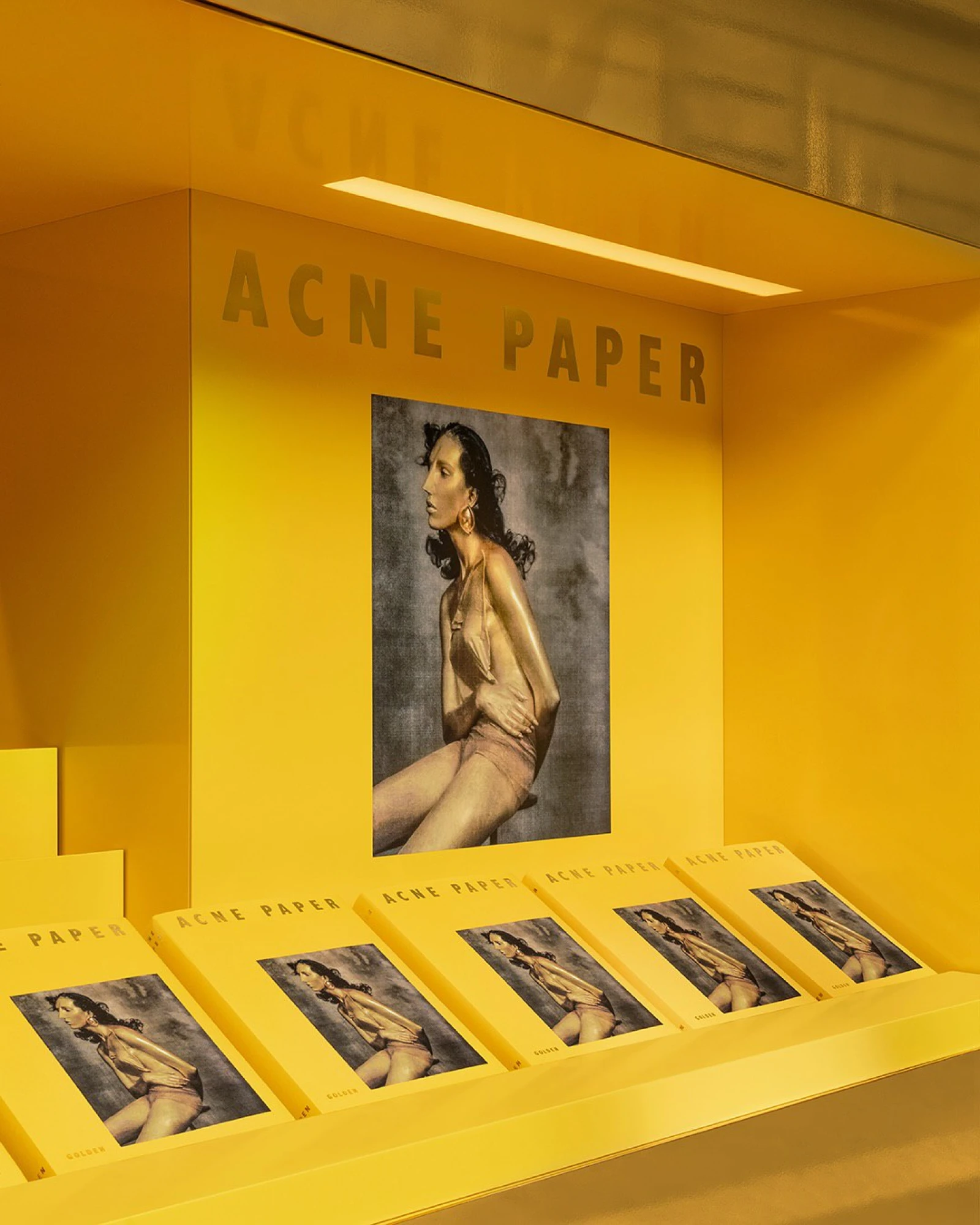 Acne Studios відзначає 20-річчя видання Acne Paper