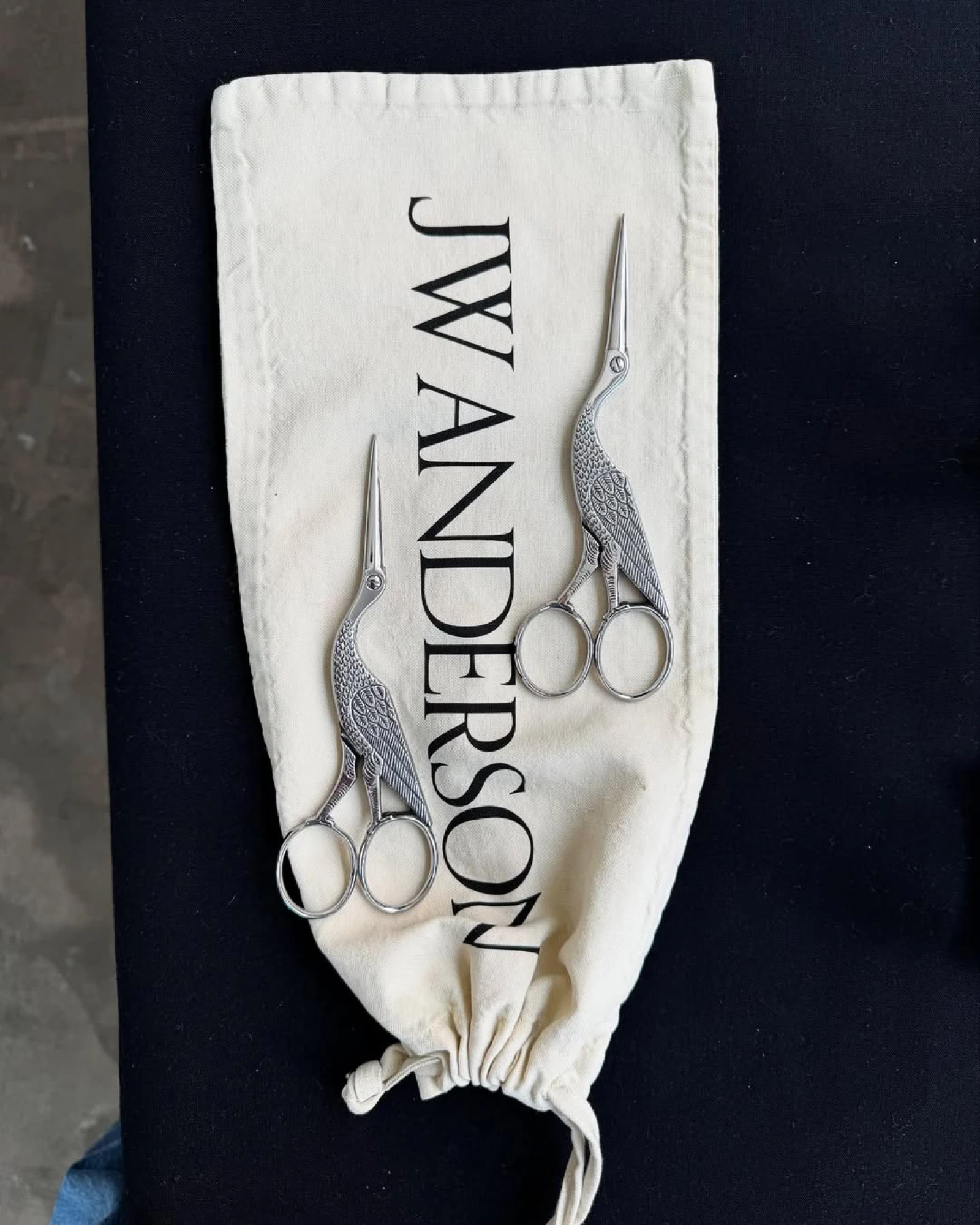 JW Anderson логотип 