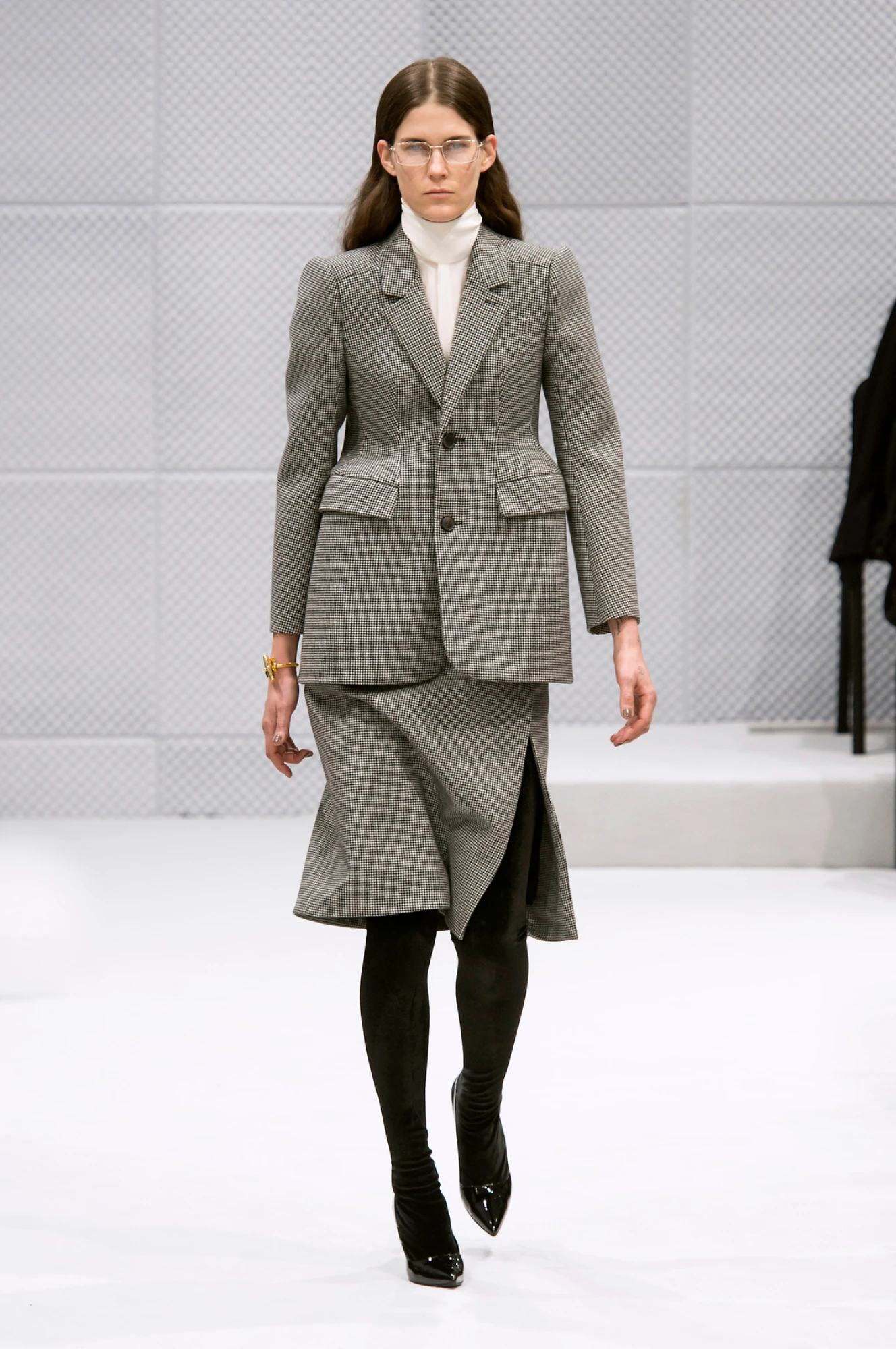 Дебютна колекція Демни Гвасалії для Balenciaga