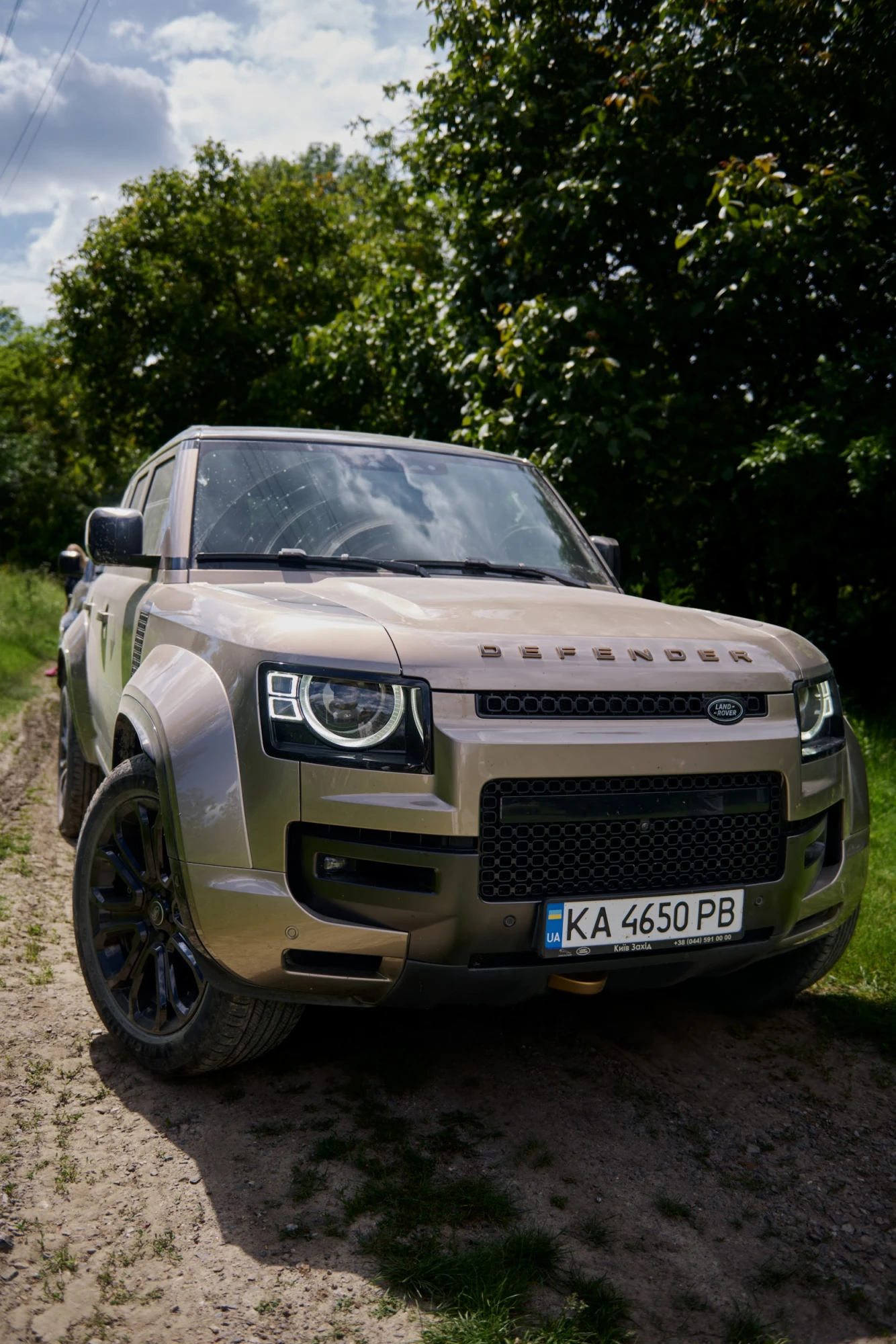 Land Rover Defender OCTA