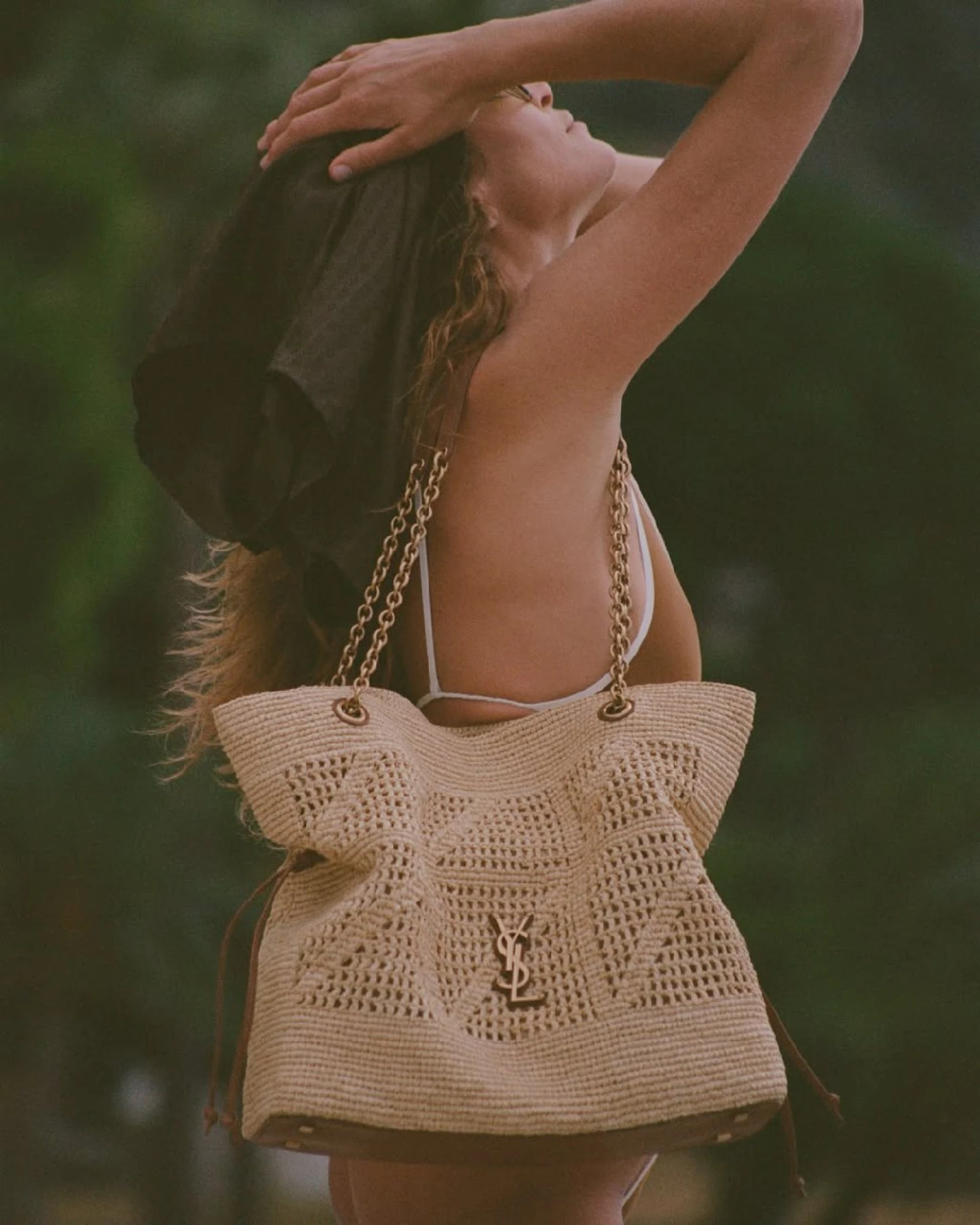 Saint Laurent представив нову рекламну кампанію Shades of Summer