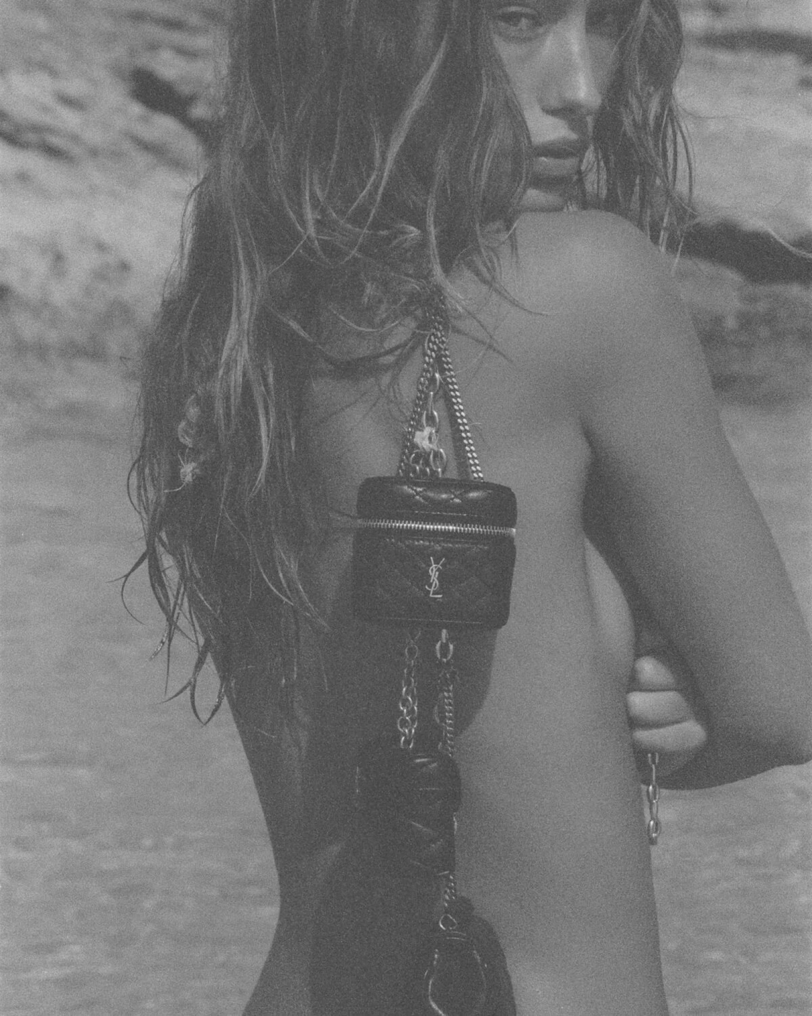 Saint Laurent представив нову рекламну кампанію Shades of Summer