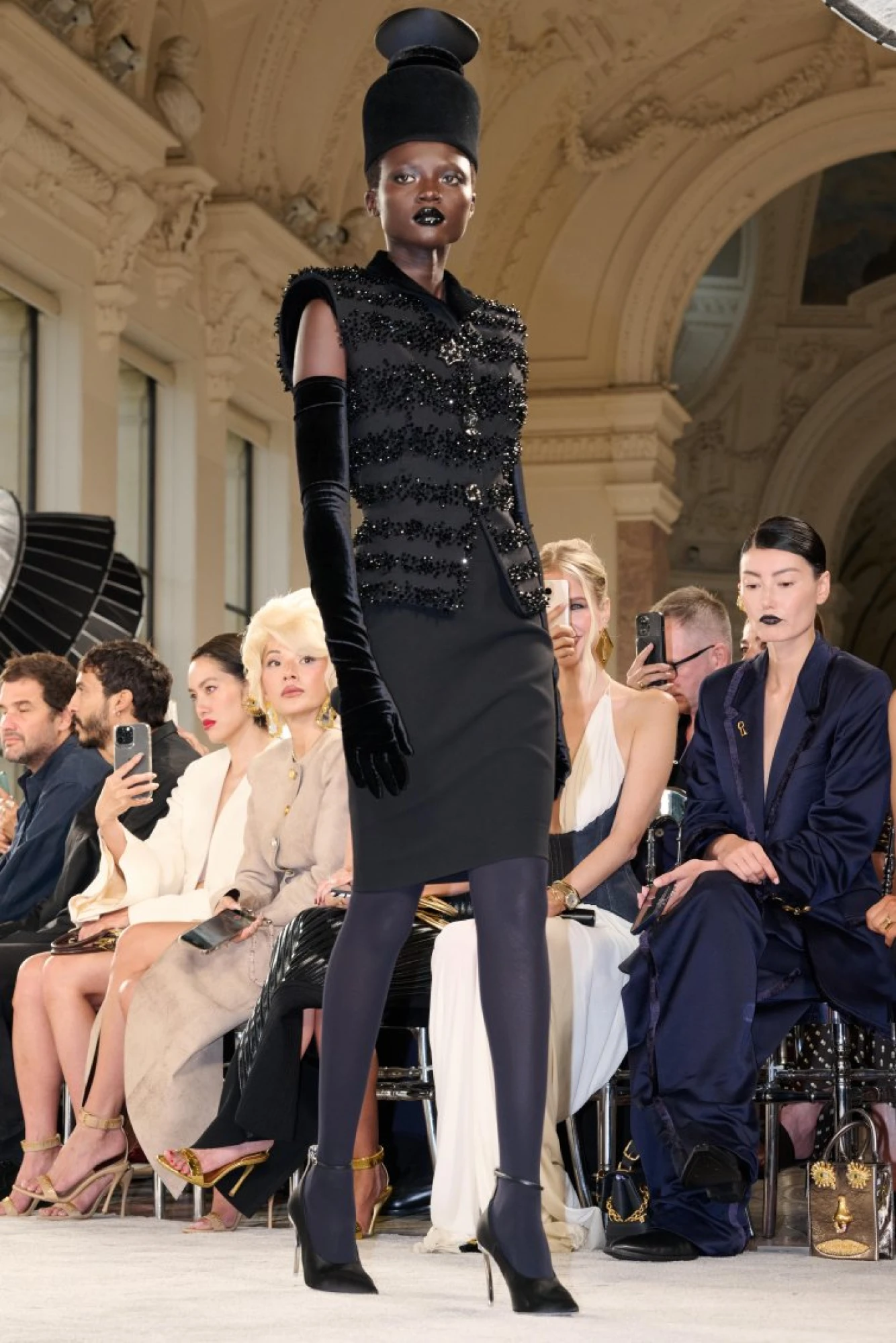 Schiaparelli haute couture осінь-зима — 2025/26