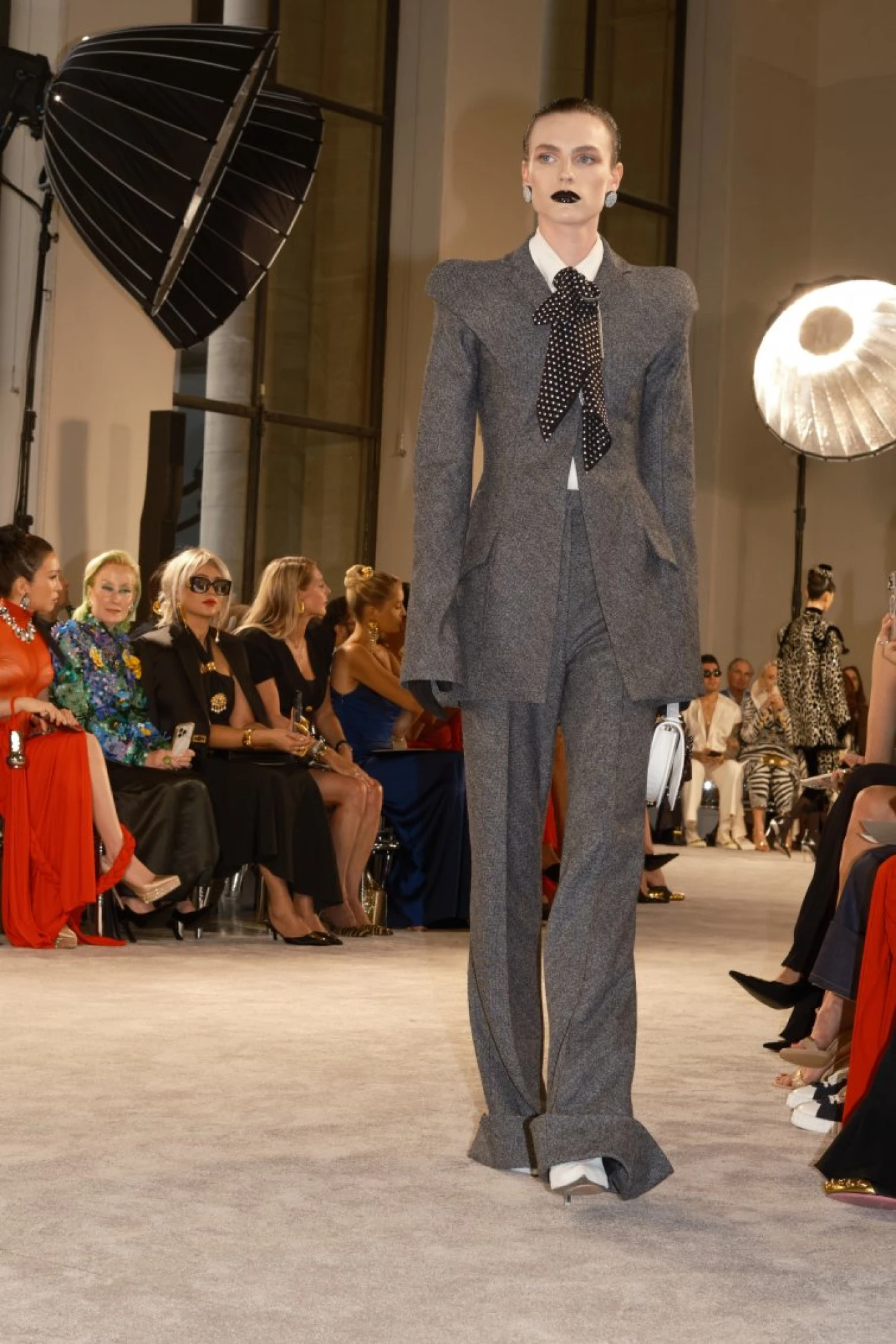 Schiaparelli haute couture осінь-зима — 2025/26