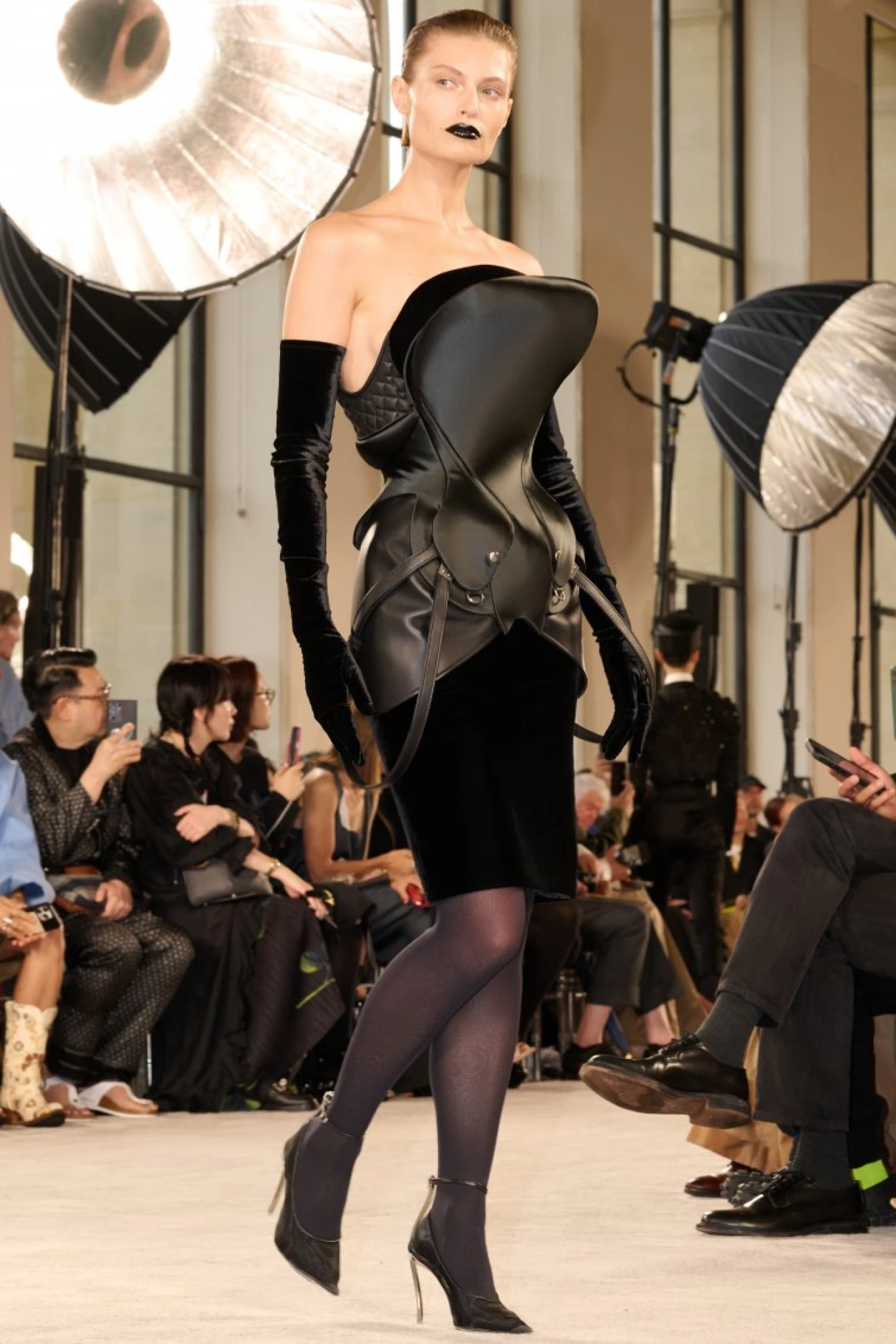 Schiaparelli haute couture осінь-зима — 2025/26