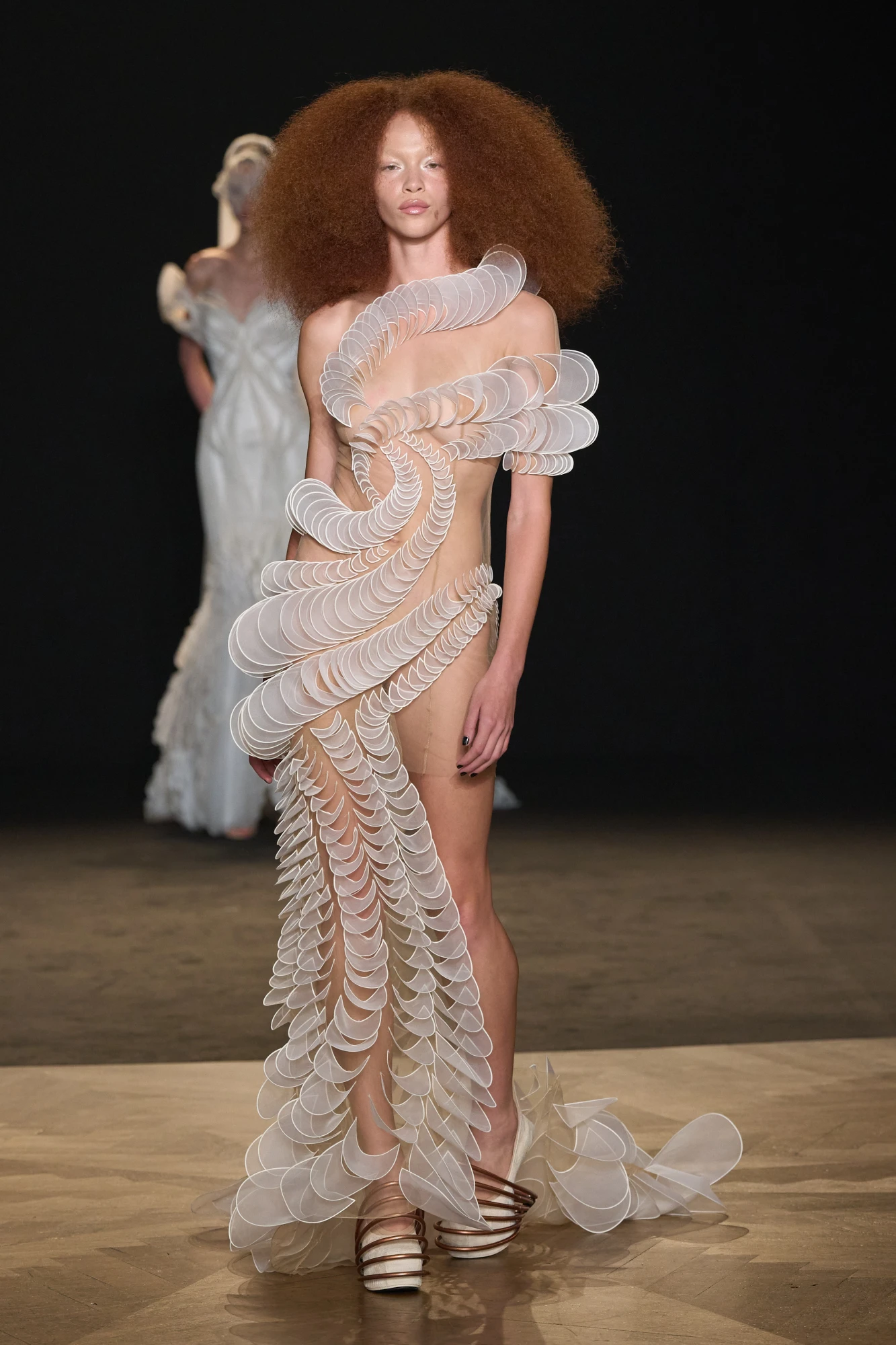Iris Van Herpen haute couture осінь-зима — 2025/26