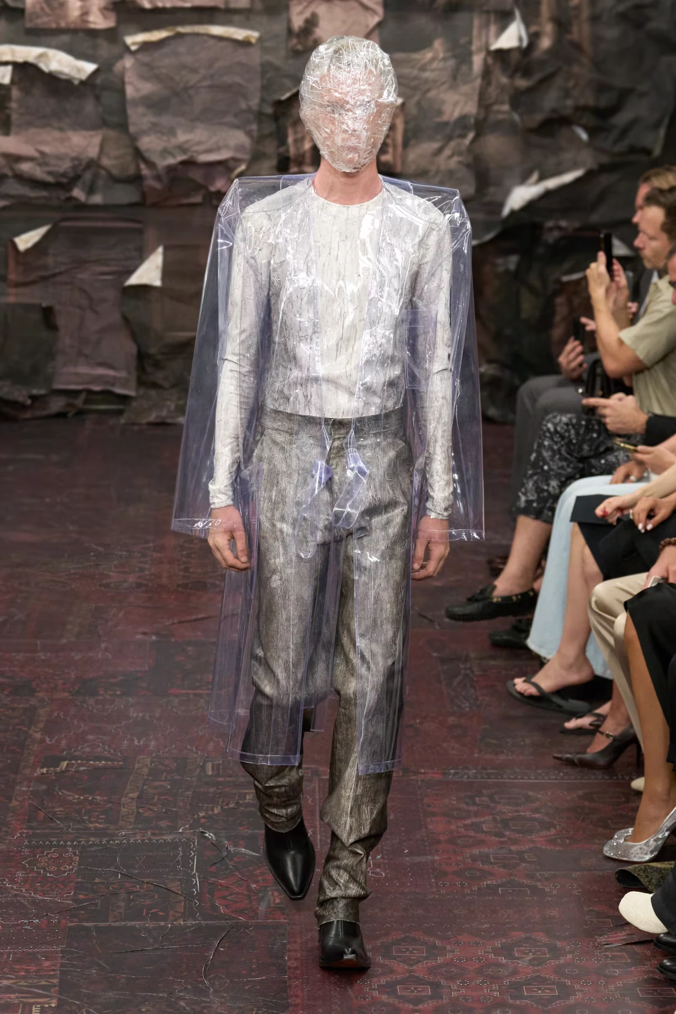Дебют Гленна Мартенса в Maison Margiela