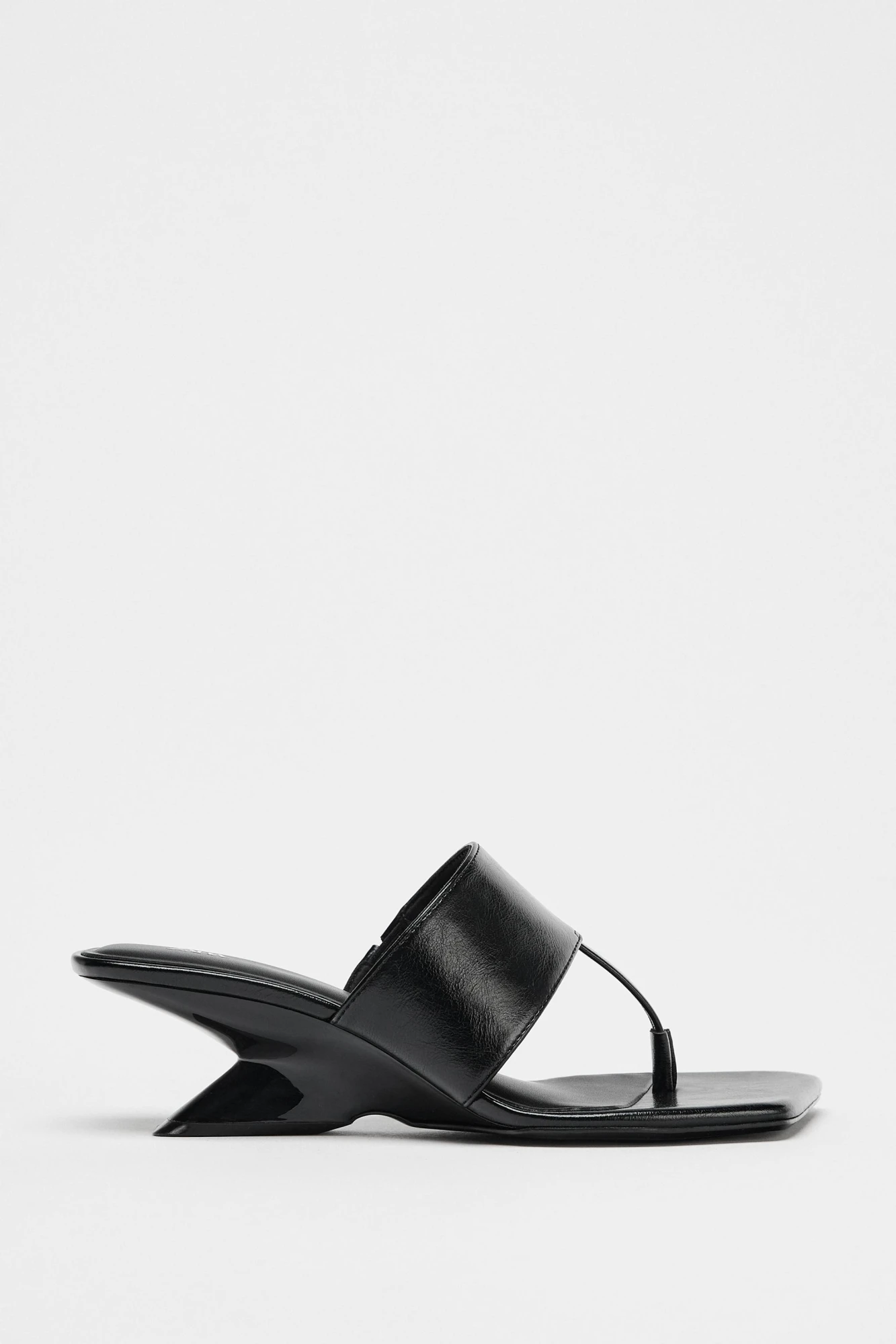 Туфлі Zara