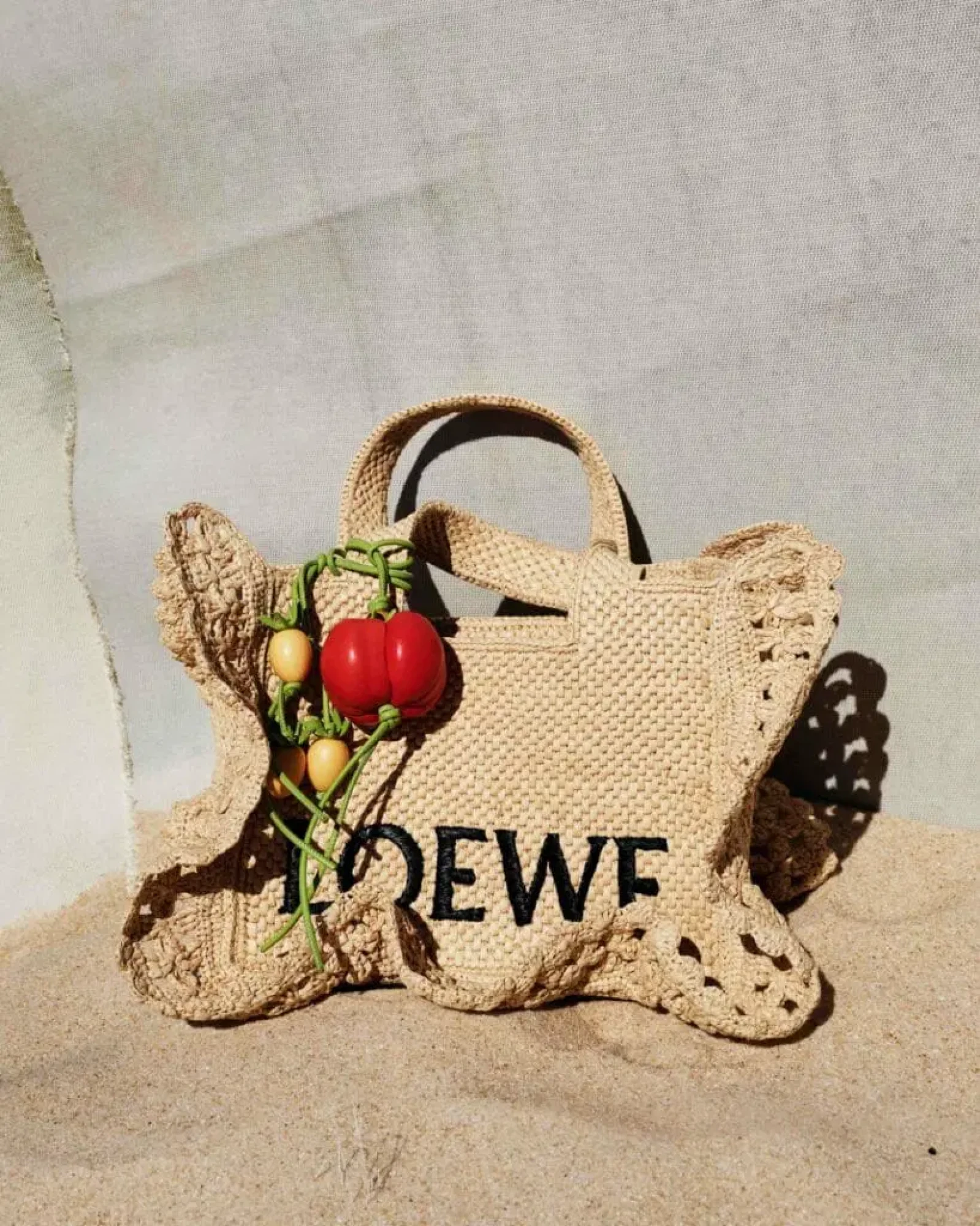 Сумка з рафії Loewe