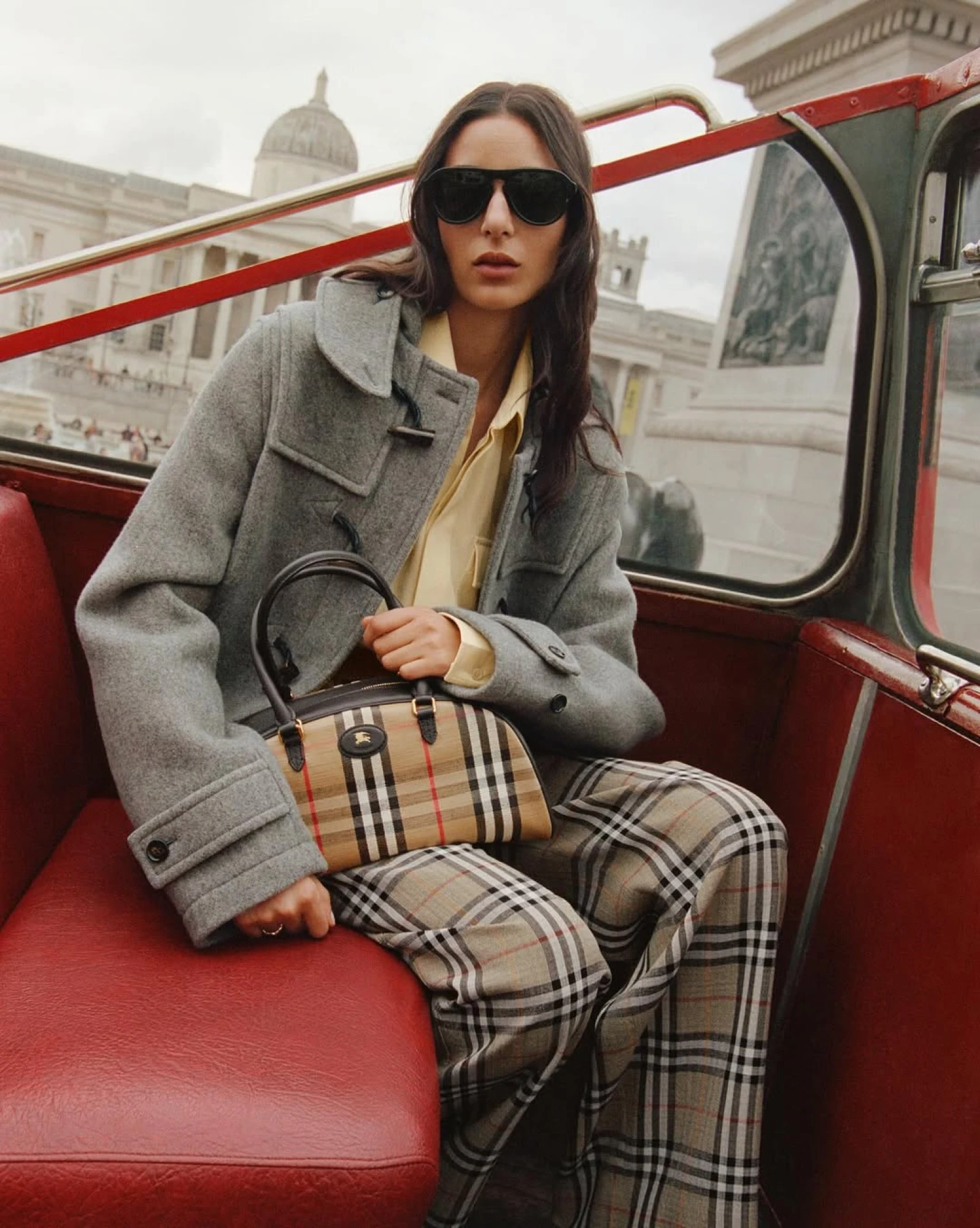 Рекламна кампанія Burberry осінь-2025 Back to the City
