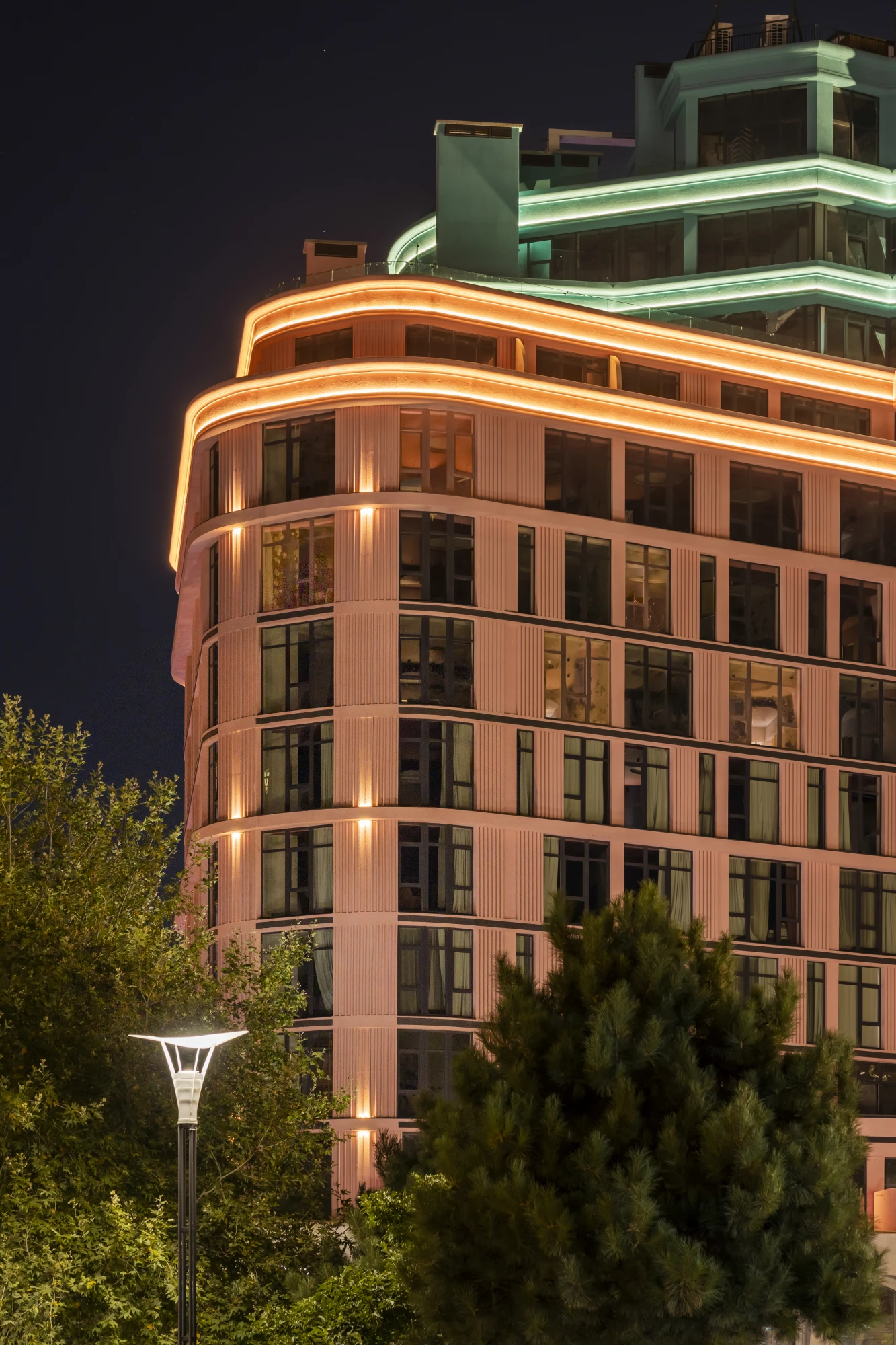  історія про покоління в ARCHOTEL AVENUE 