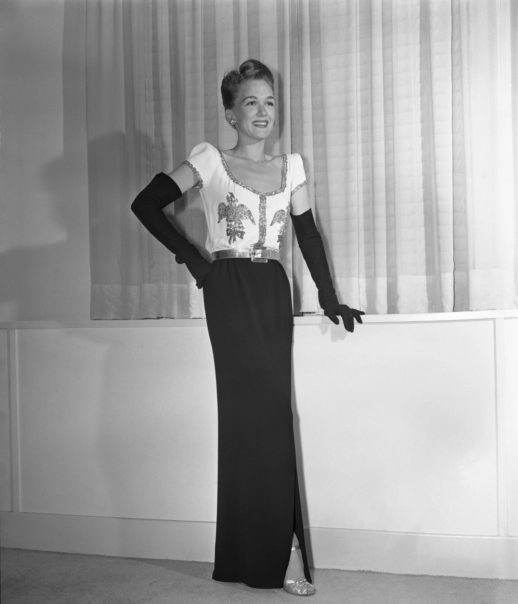 Перший Press Week у Нью-Йорку, 1943 рік. Сукня від Джо Коупленд для Pattullo Modes