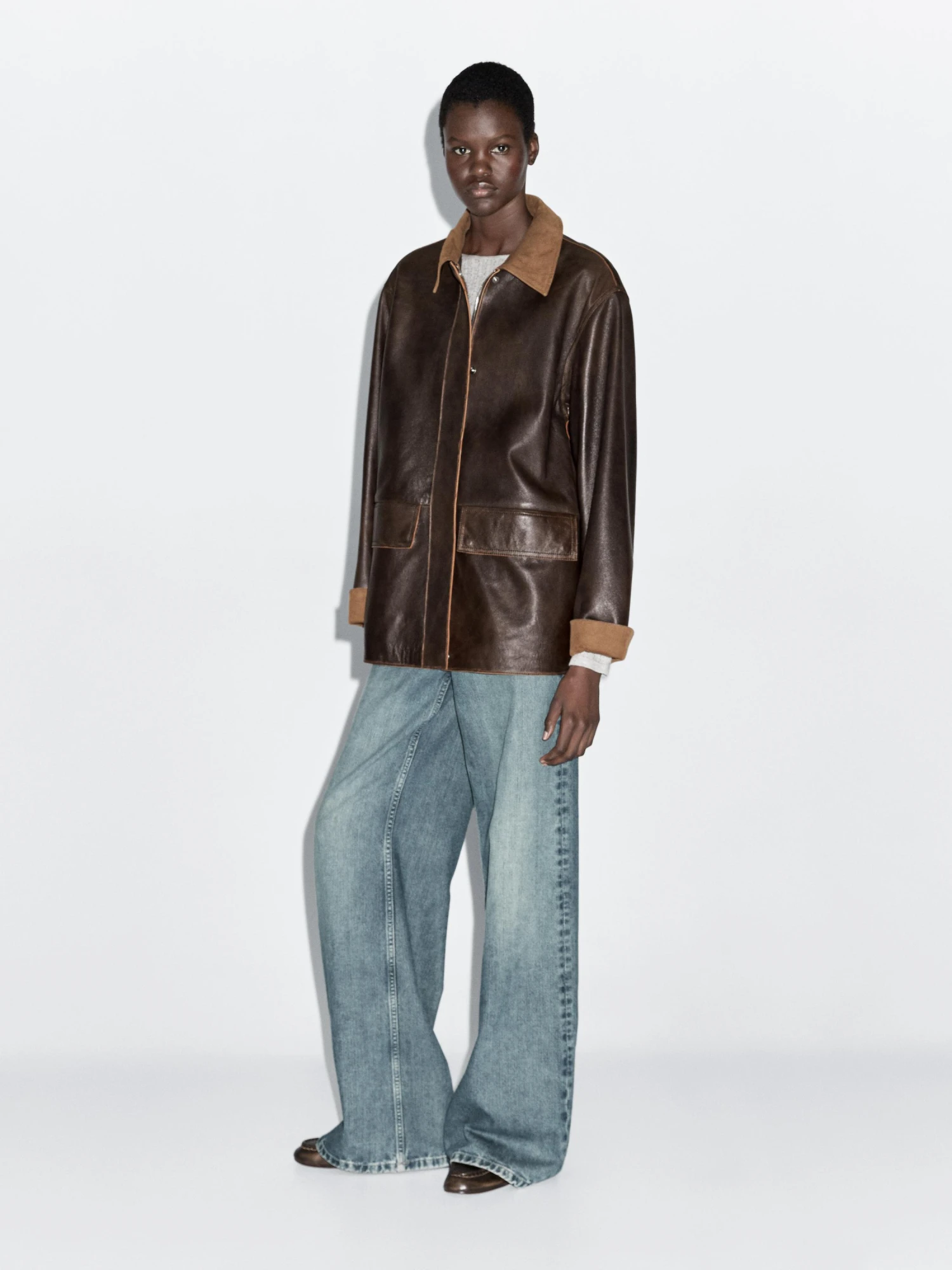 Жакет, джинси та лофери Massimo Dutti