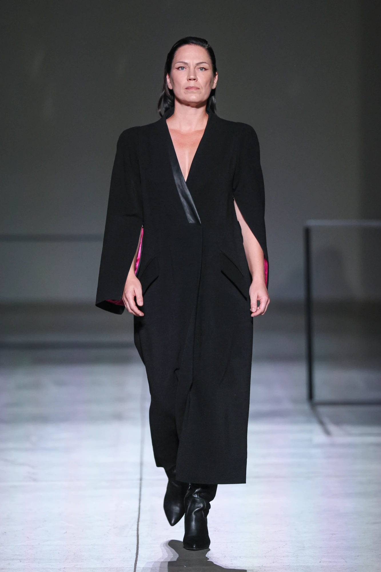 Показ JULIYA KROS на Ukrainian Fashion Week сезону весна-літо 2026