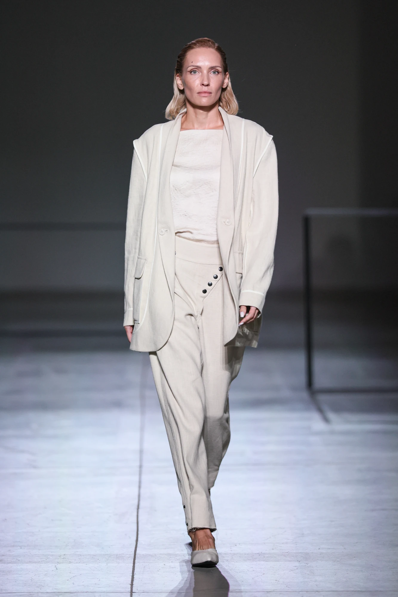 Показ JULIYA KROS на Ukrainian Fashion Week сезону весна-літо 2026