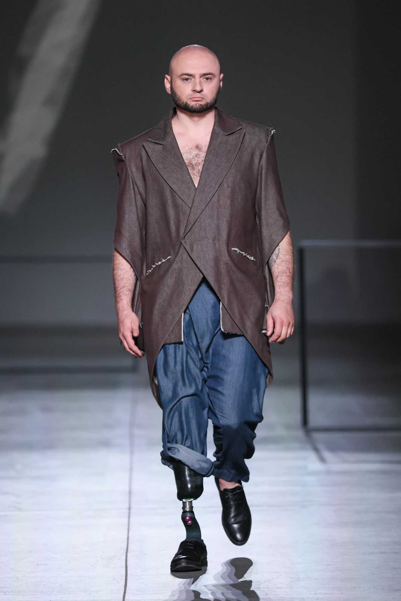 Показ JULIYA KROS на Ukrainian Fashion Week сезону весна-літо 2026