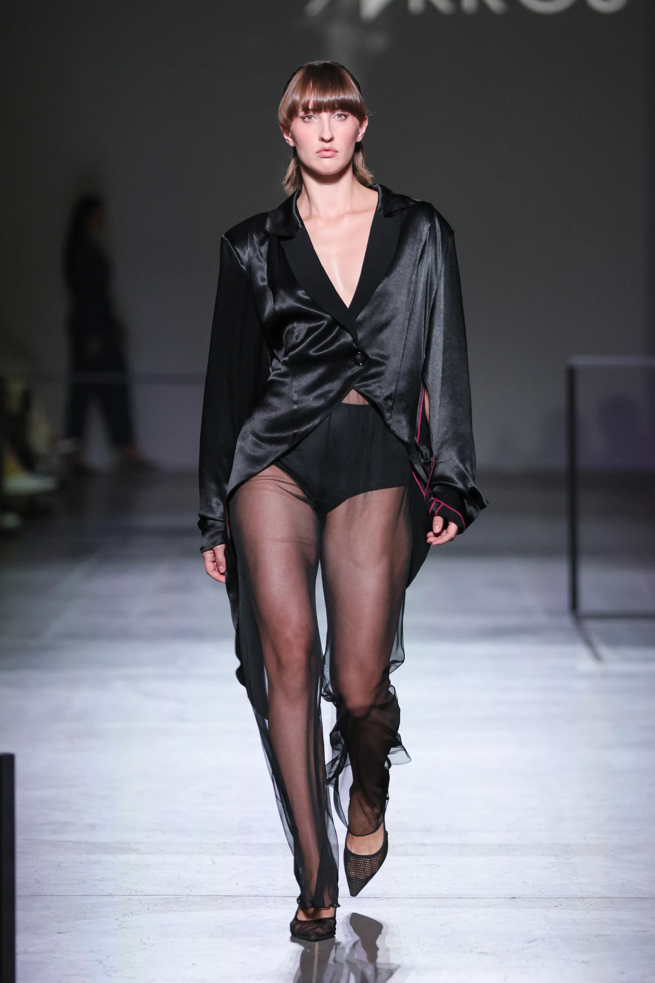 Показ JULIYA KROS на Ukrainian Fashion Week сезону весна-літо 2026