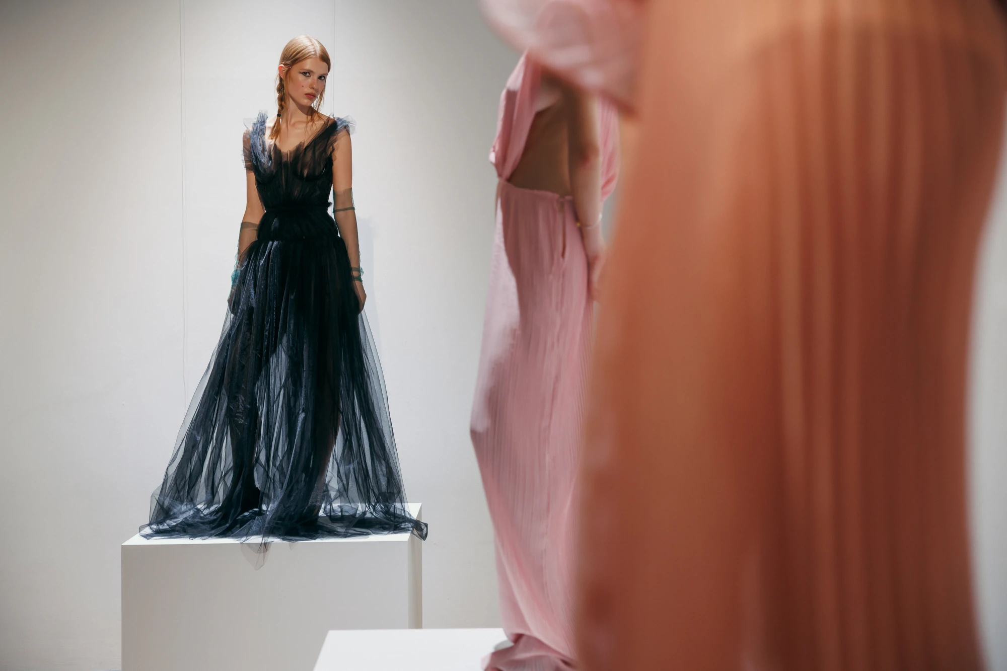 J’amemme підсвітлює жіночу силу в новій колекції Sa Lumière на Ukrainian Fashion Week
