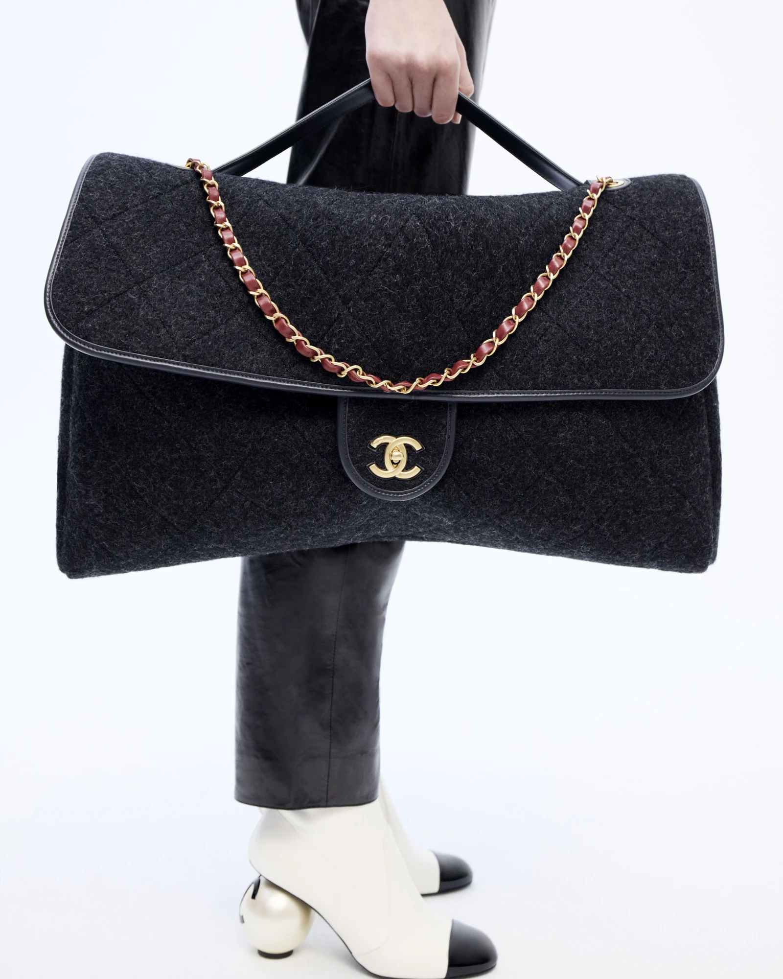 Лулу Тенні для Chanel сезону осінь-зима — 2025/26