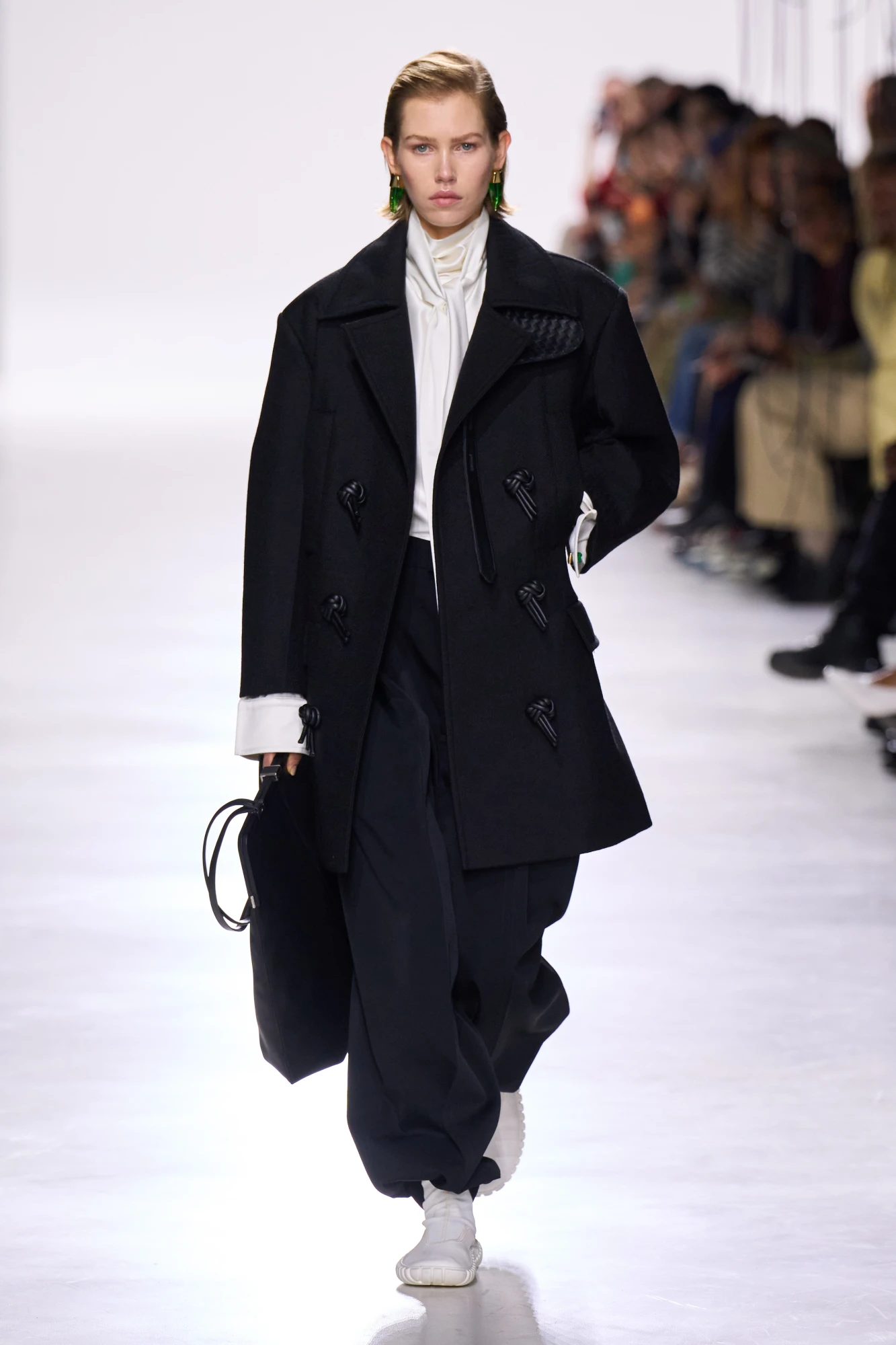Bottega Veneta весна-літо — 2026: нова ера бренду на чолі з Луїз Троттер