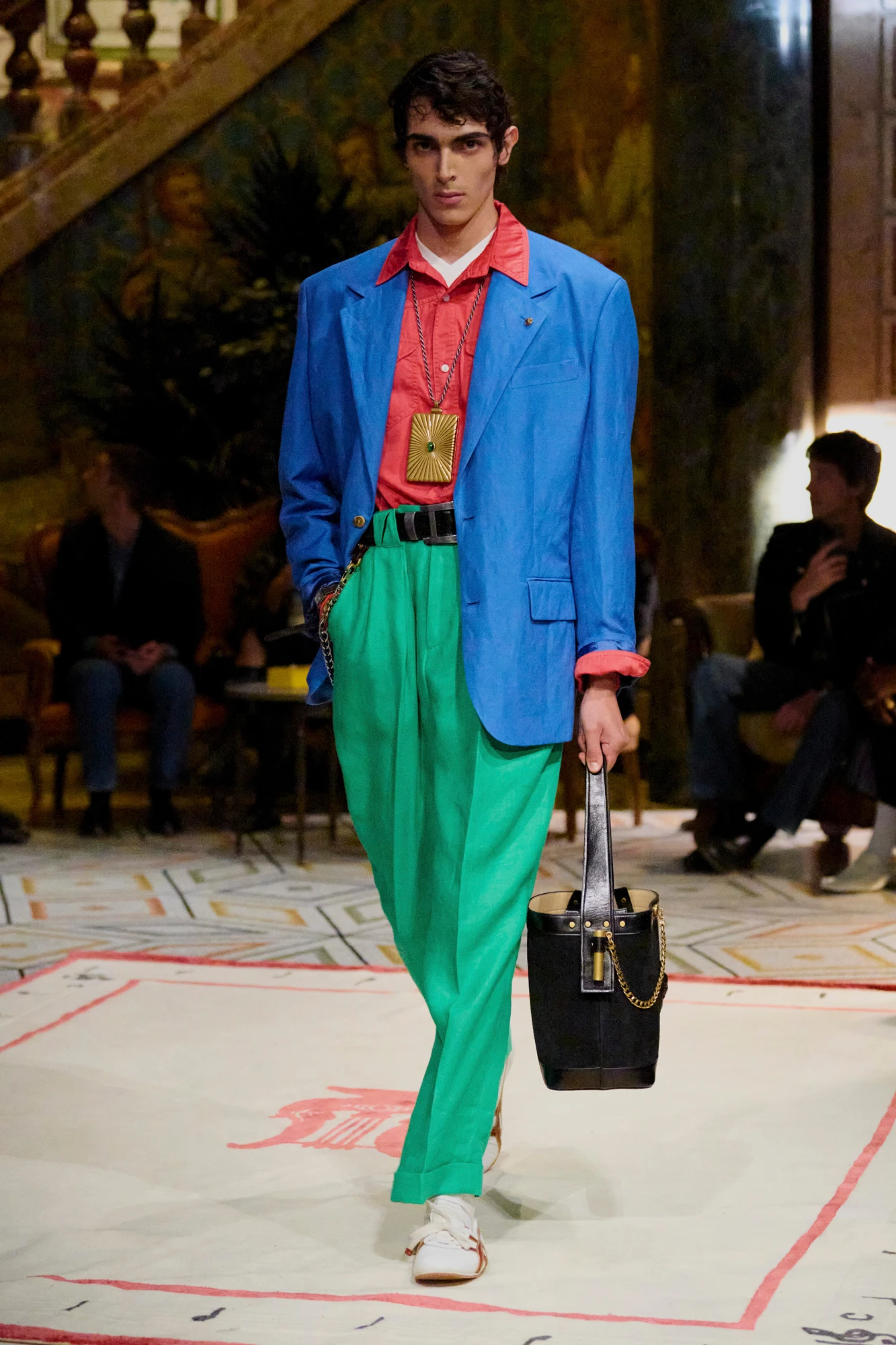 Versace весна-літо — 2026: як минув дебют нового креативного директора Даріо Вітале