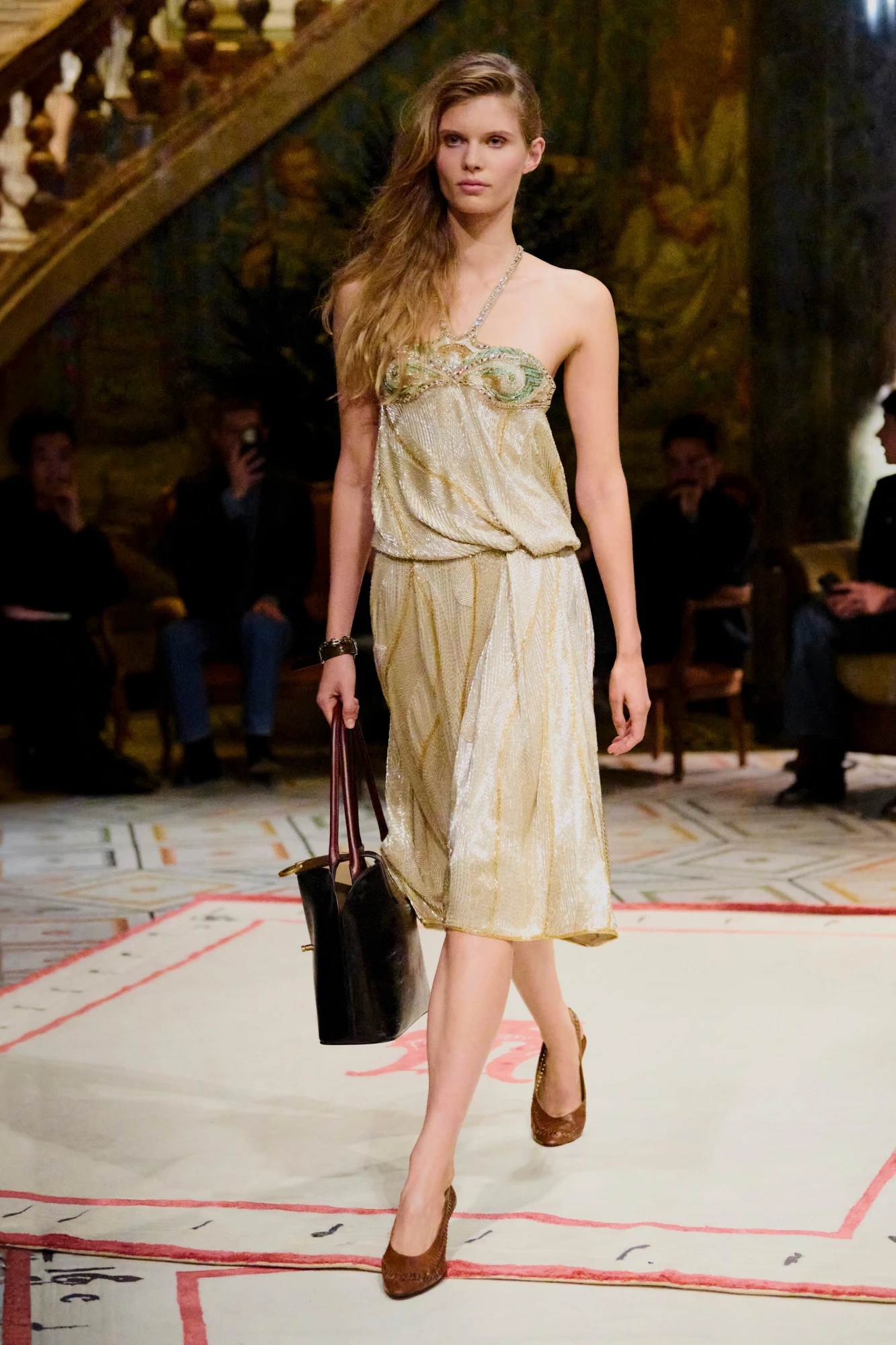 Versace весна-літо — 2026: як минув дебют нового креативного директора Даріо Вітале