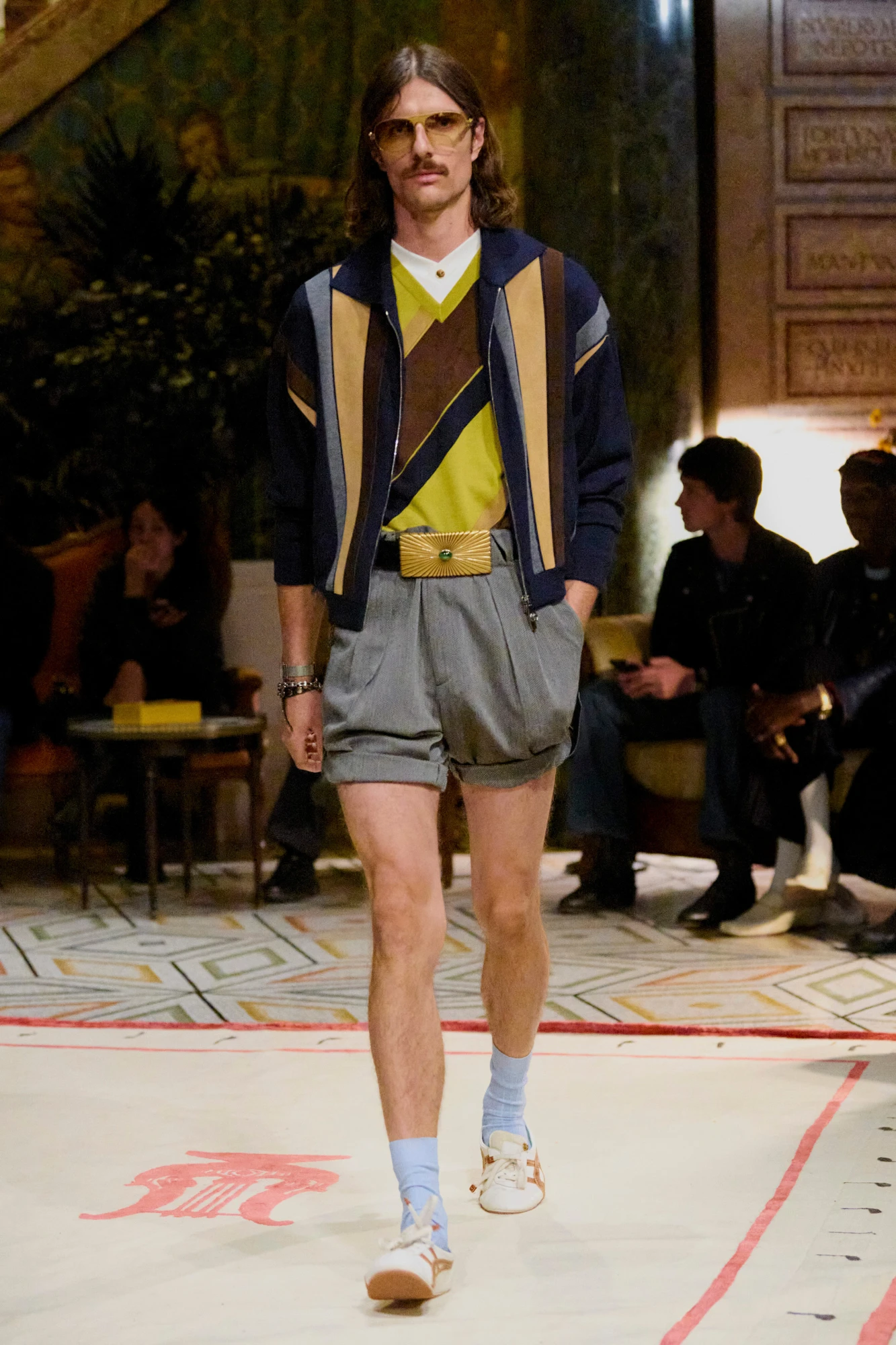 Versace весна-літо — 2026: як минув дебют нового креативного директора Даріо Вітале