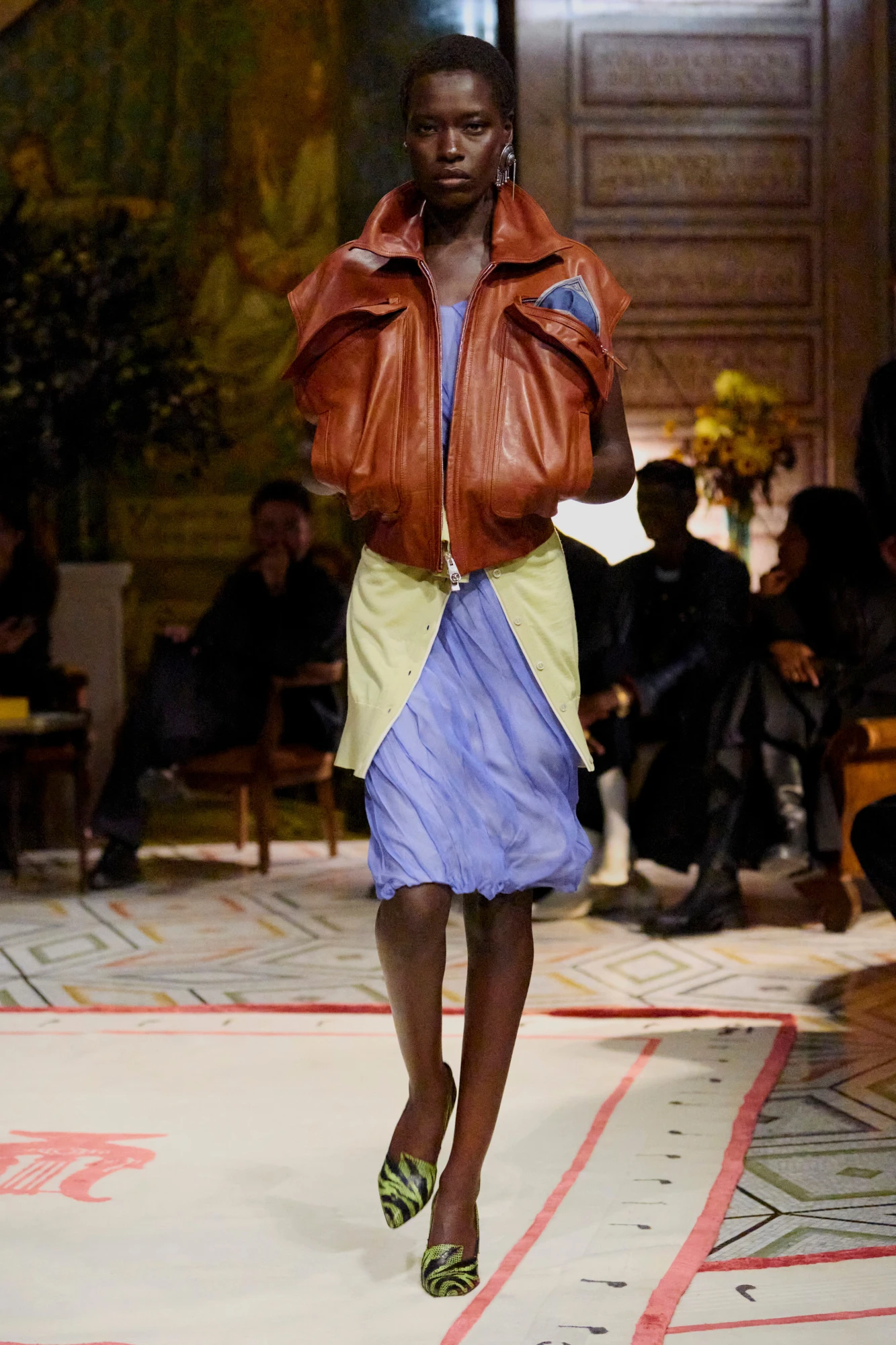 Versace весна-літо — 2026: як минув дебют нового креативного директора Даріо Вітале
