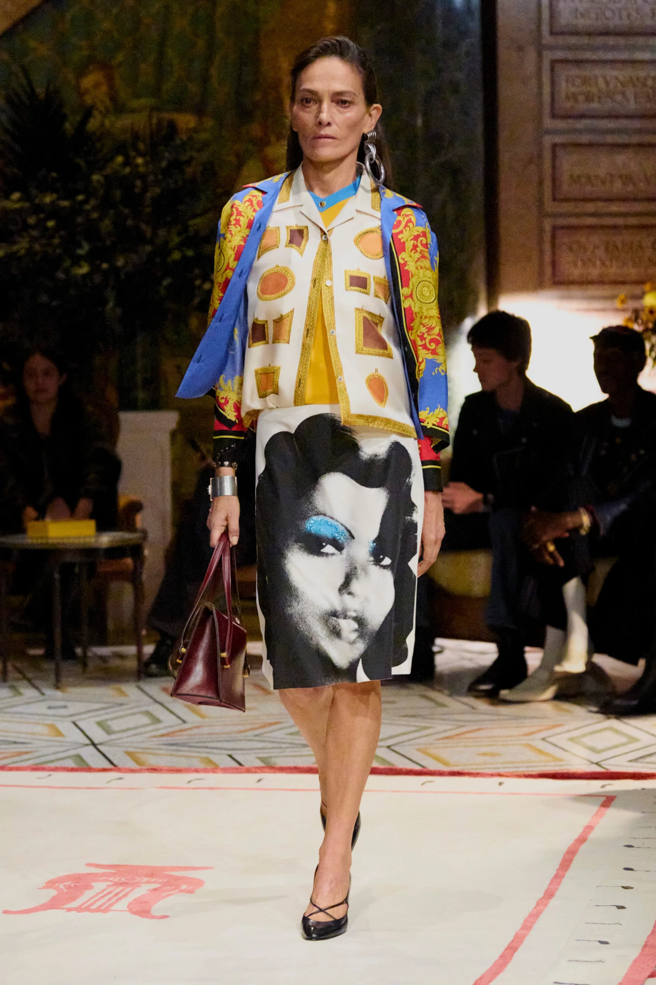 Versace весна-літо — 2026: як минув дебют нового креативного директора Даріо Вітале