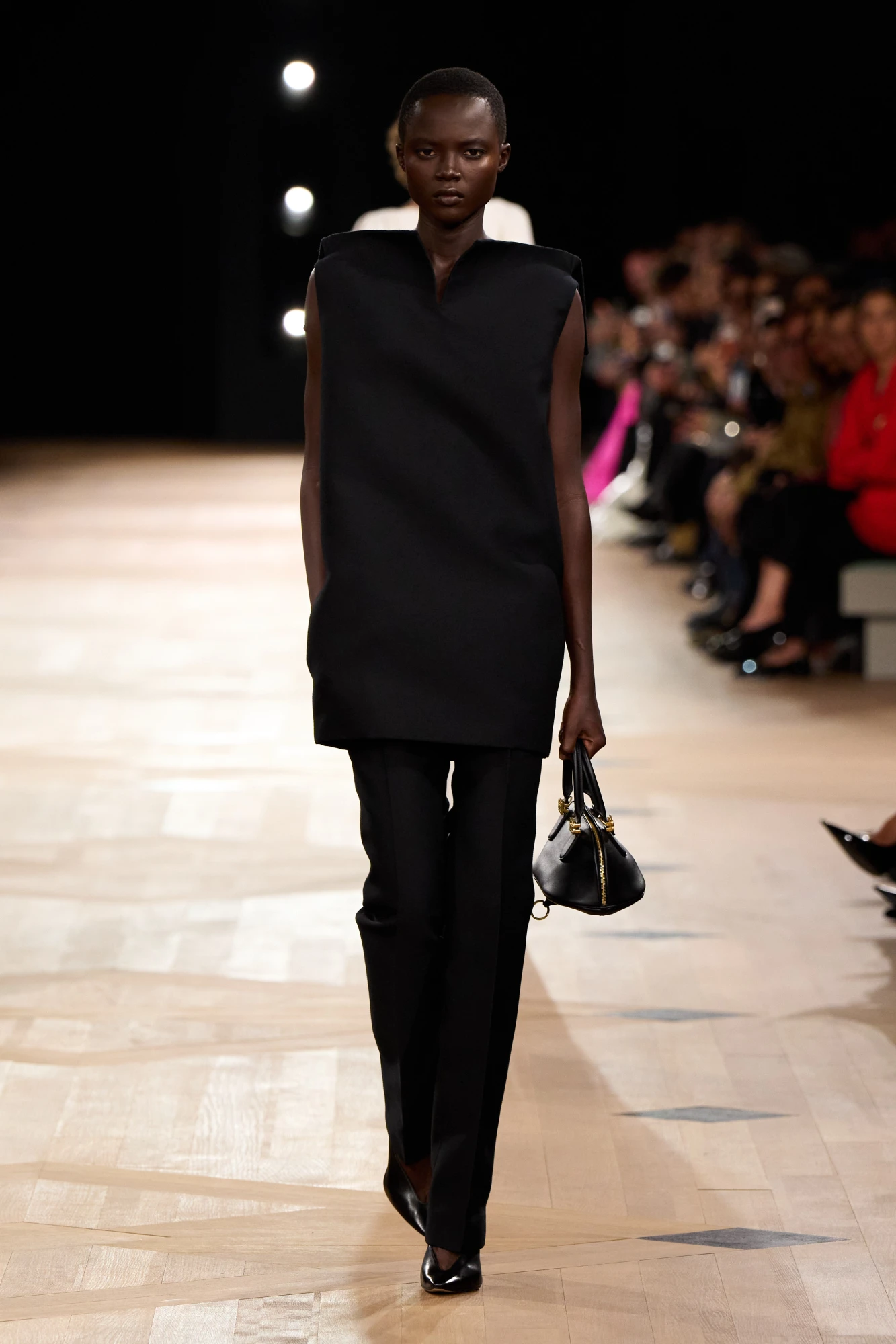 Balenciaga весна-літо — 2026
