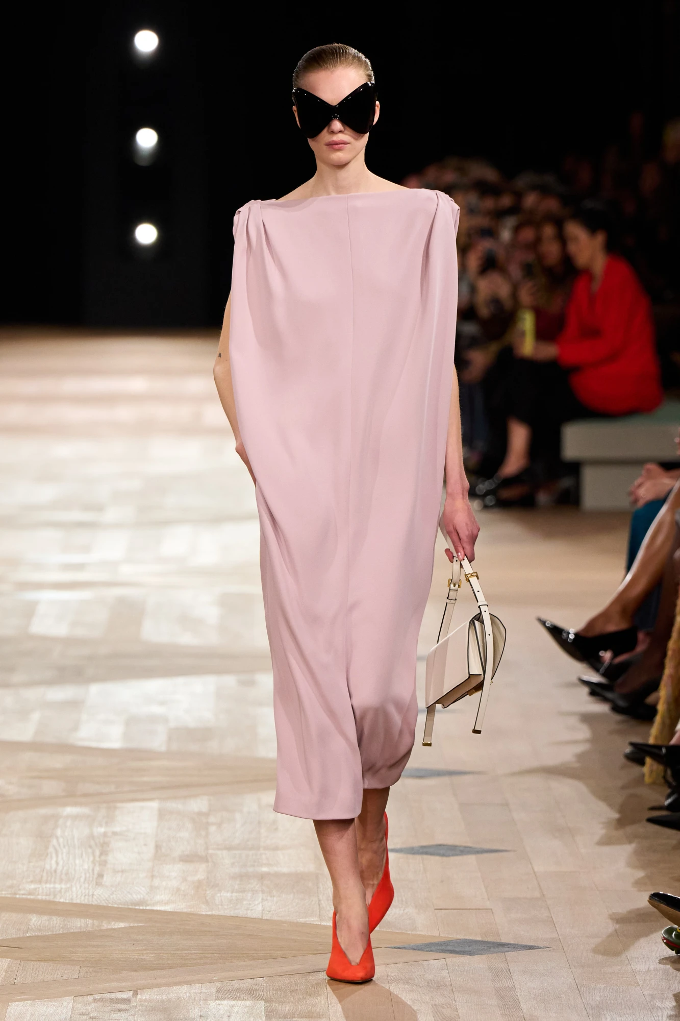 Balenciaga весна-літо — 2026